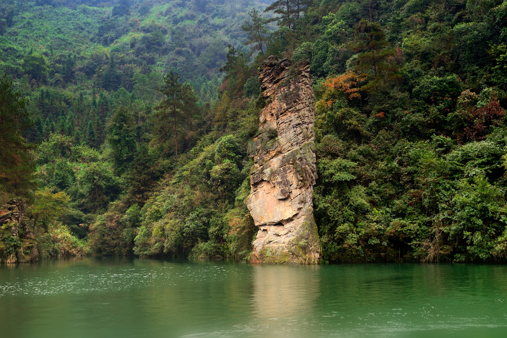 我的旅行日记# 嘉陵江源头景区,位于渭滨区,宝鸡的南部.