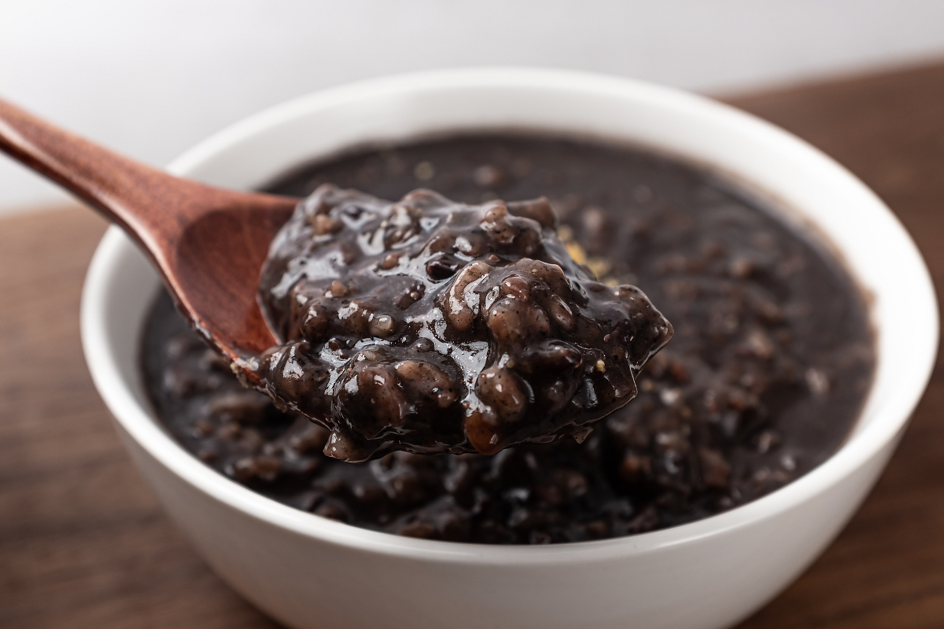 有 " 飞蚊症 " 的友友们看过来,使用黑豆有奇效 !