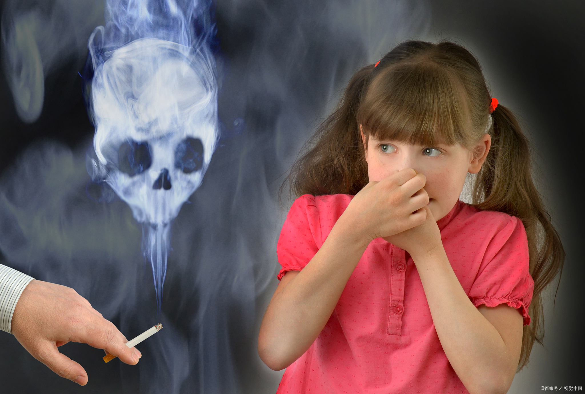 二手烟盅嵫涛抖黄任盅吸烟引发思考的图片吸烟对婴幼儿的