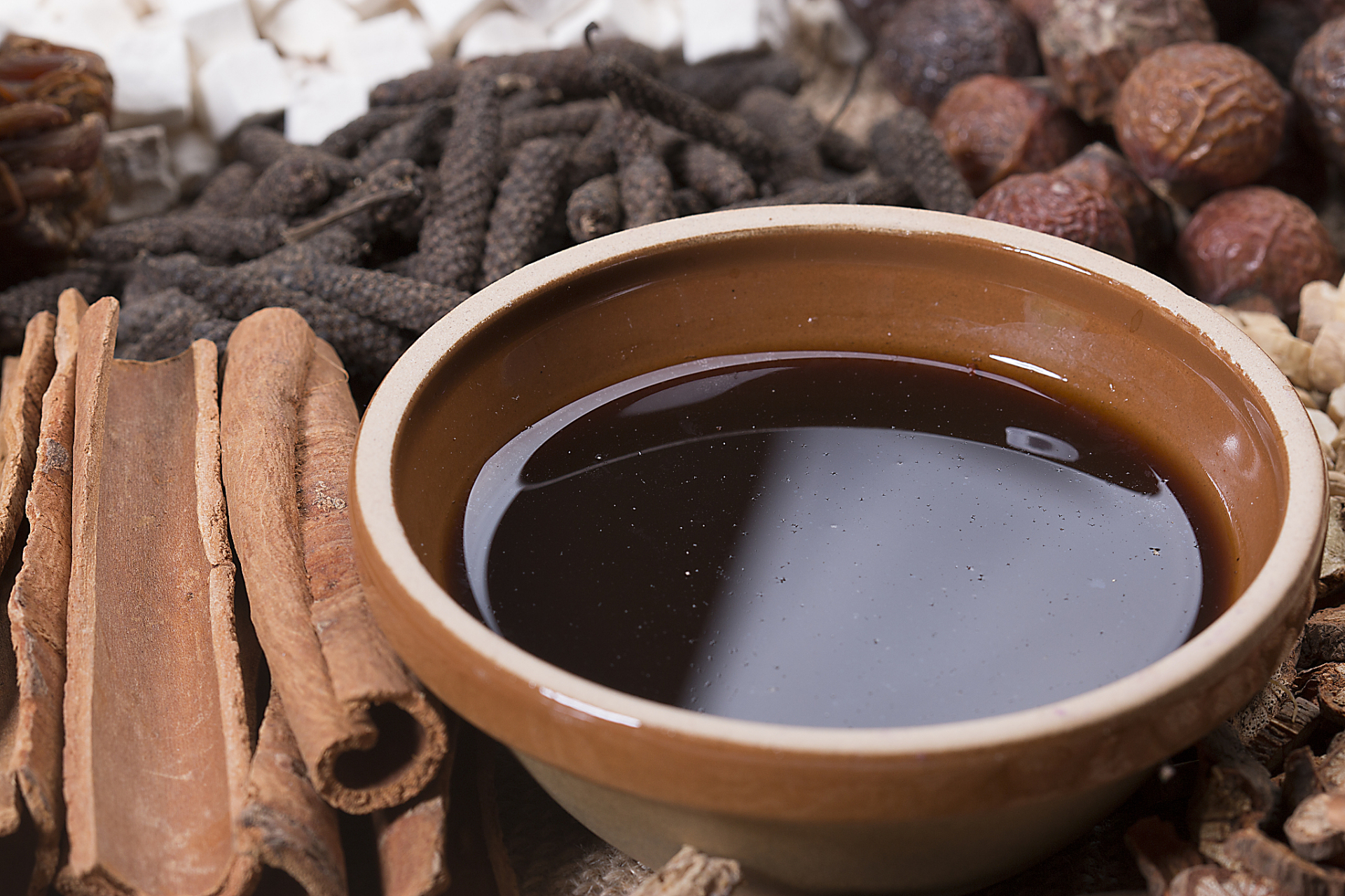 来,困的没精神,我昨晚上也是失眠了,最近因为工作的事情忙的焦头烂额