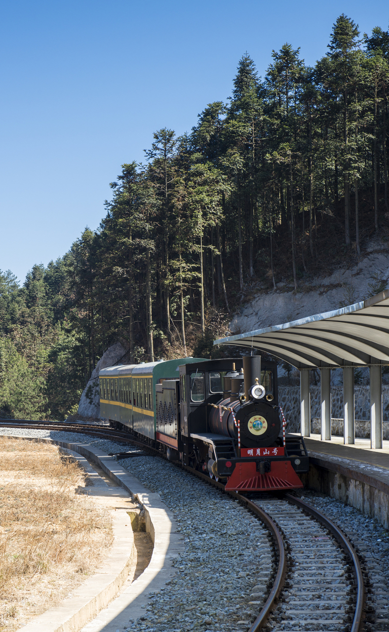 明月千古情:位于宜春市温汤镇千古情大道,凝聚了多种独特而鲜明的
