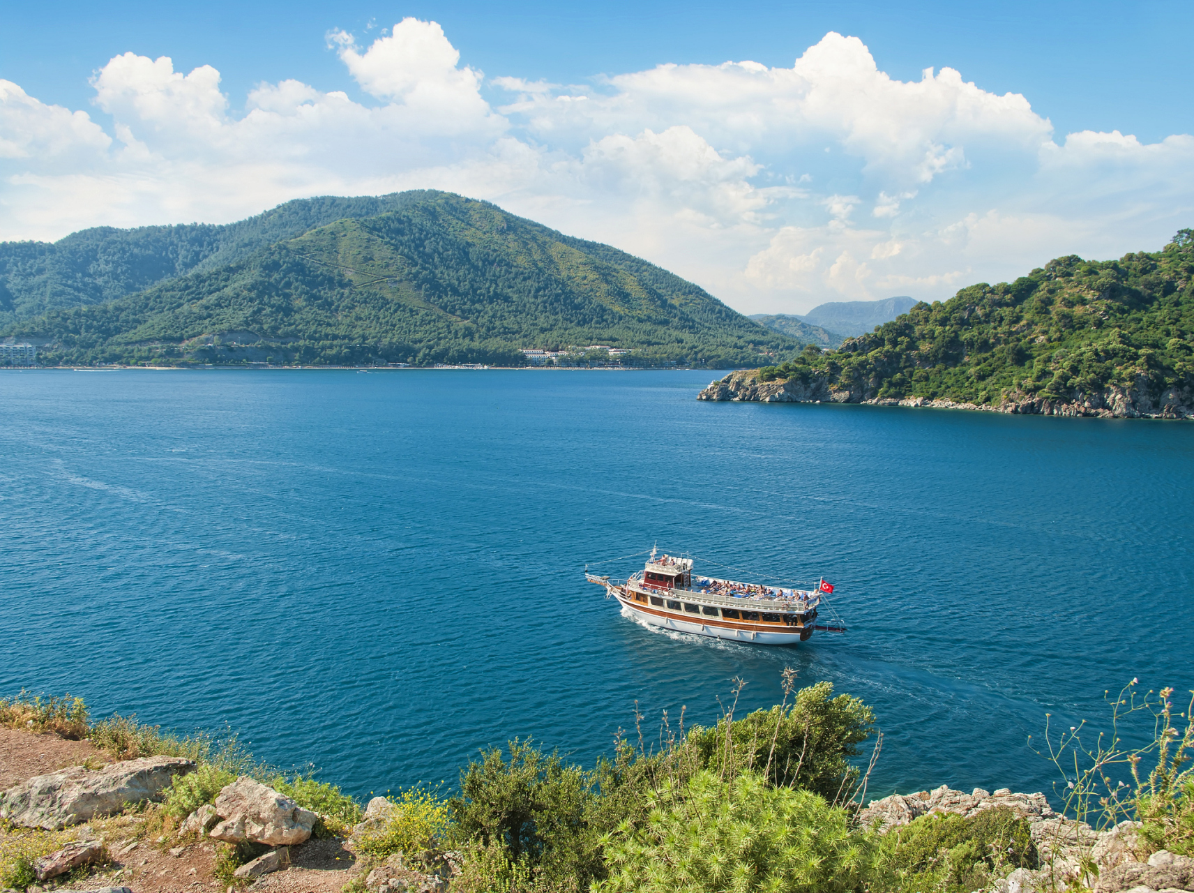 太平湖位于安徽省黄山市黄山区境内,是黄山旅游区的重点风景区之一