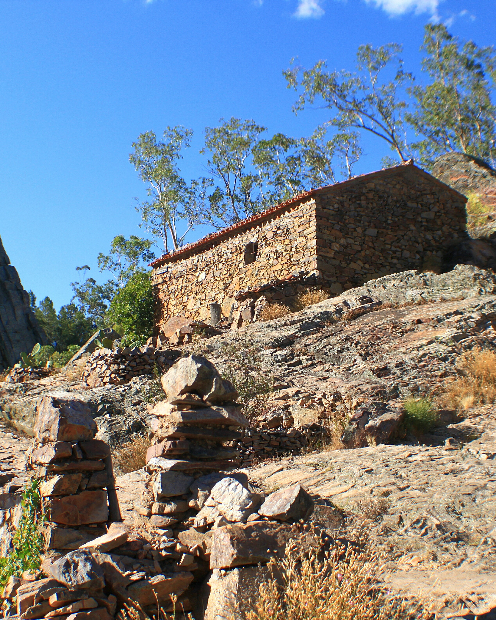 游石家庄于家石头村,感受石头之美  于家石头村,那可是个很有特色的