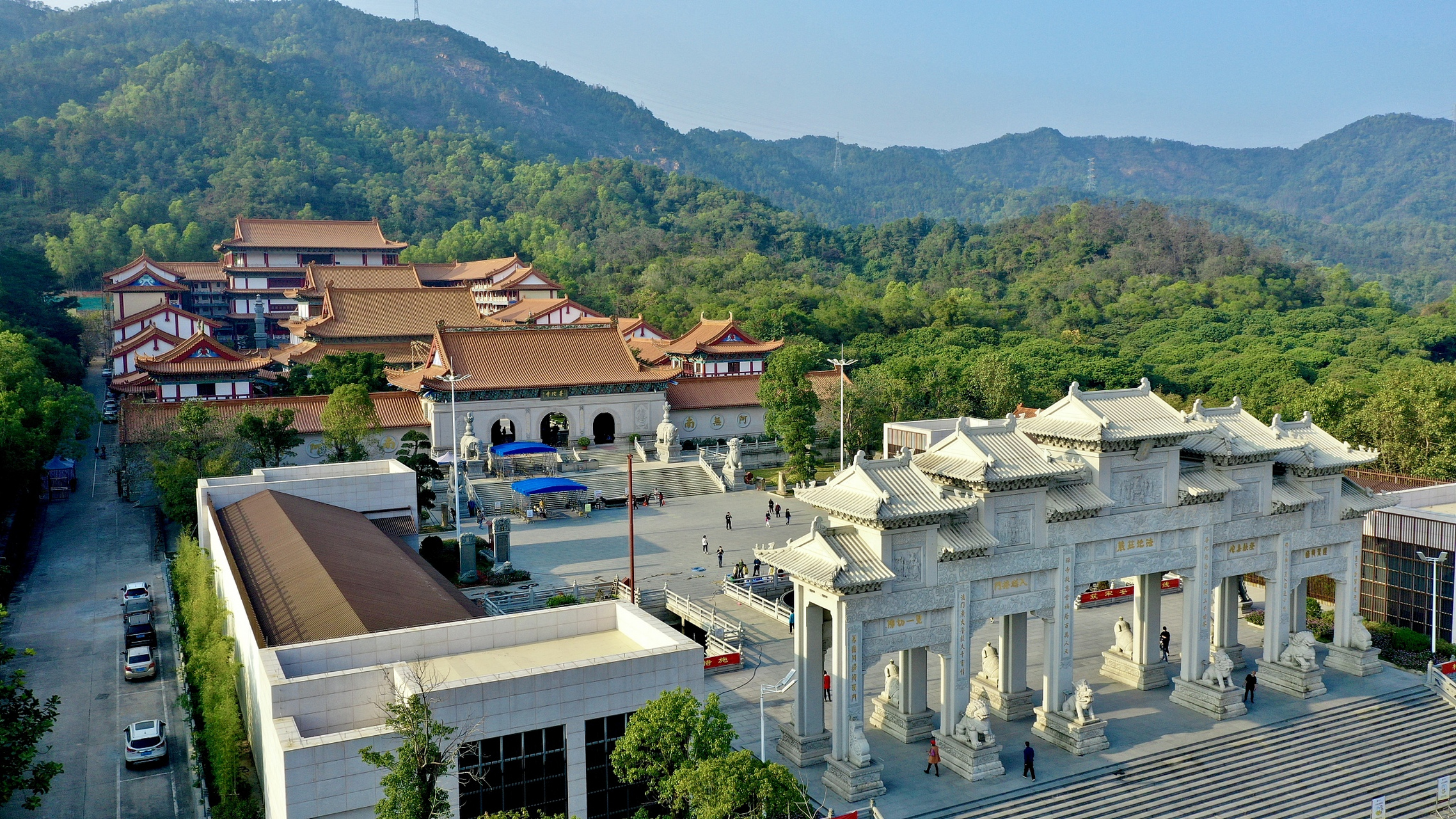 去广州珠海中山旅游攻略和费用是多少?珠海普陀寺五日游需要多少钱?