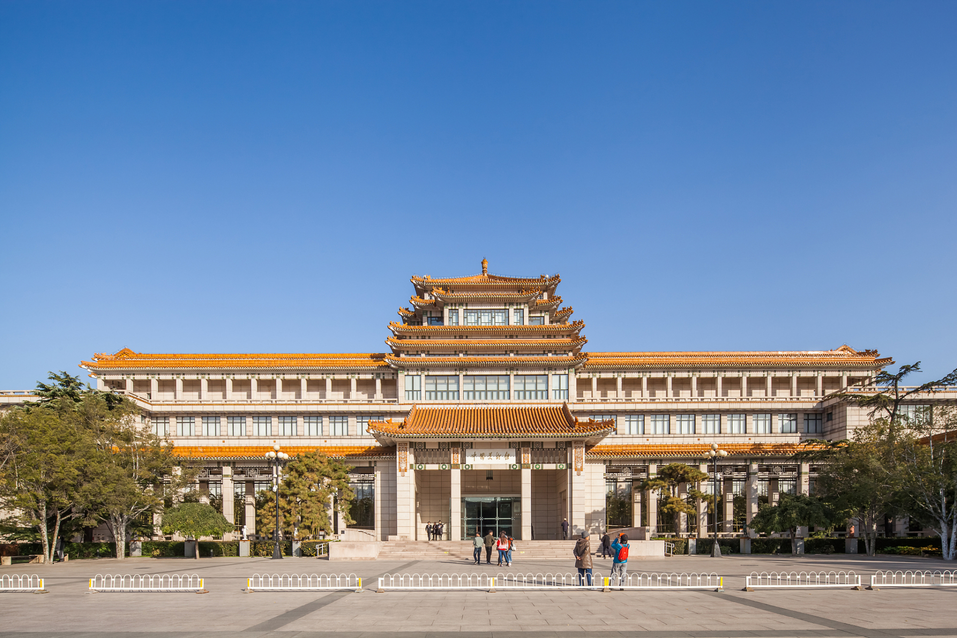 北京22个冷门景点包括北山的全景,北京青年宫的文化活动,北京市考古