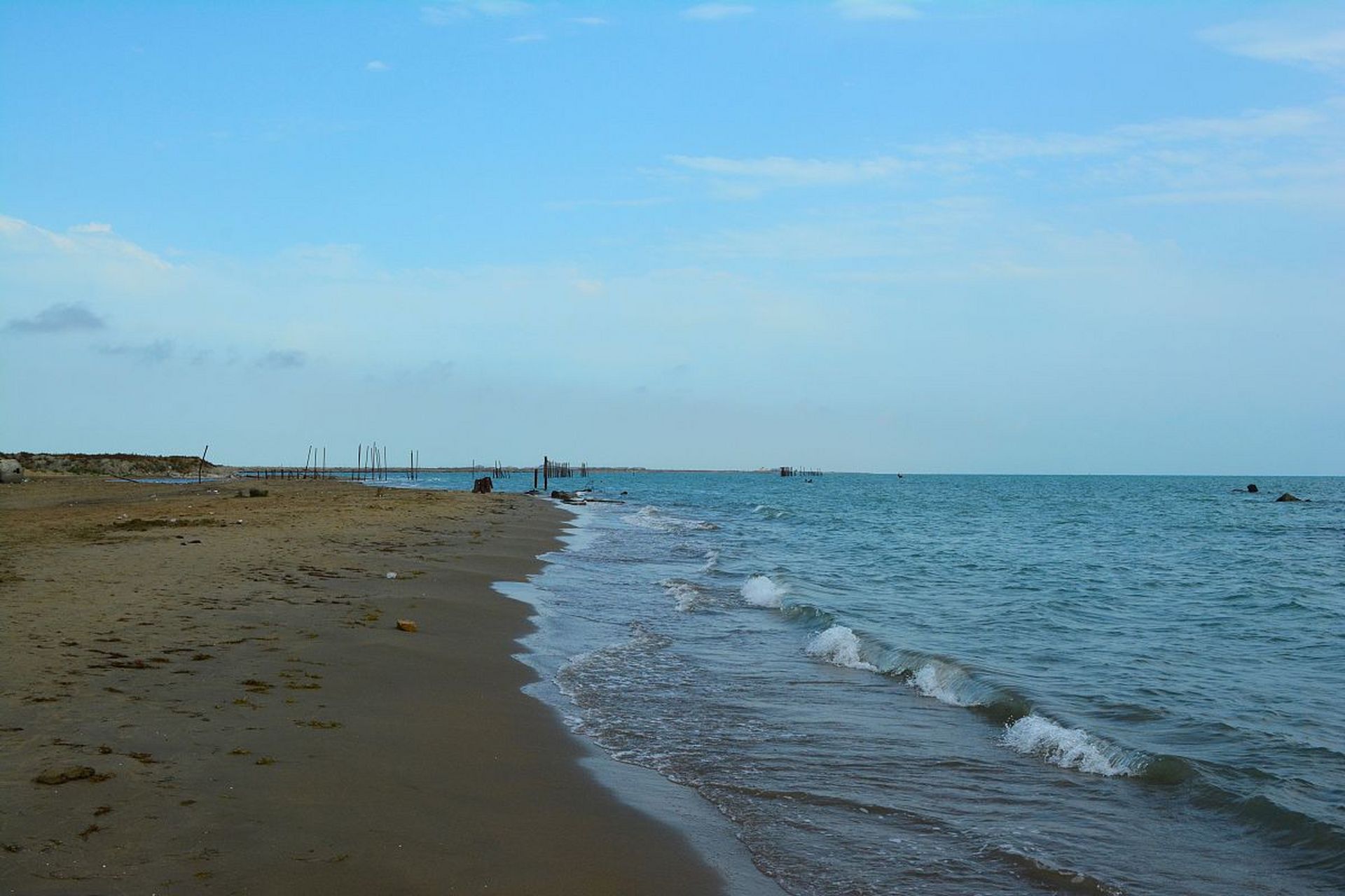 在中国的北部,有一片神秘而美丽的海域,那就是北海.