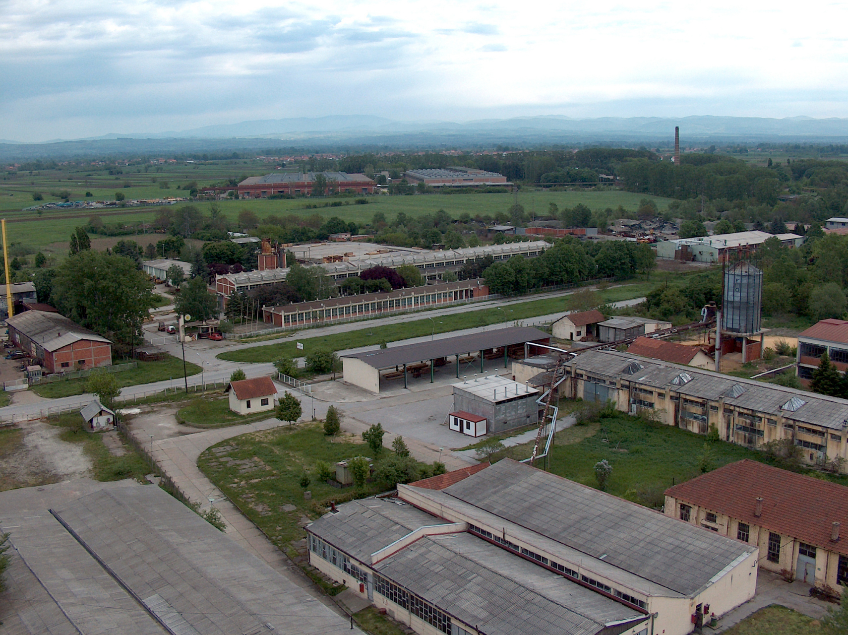 我的故乡是苇河林业局,我在那儿度过了童年和40年的工作生涯.离开十年