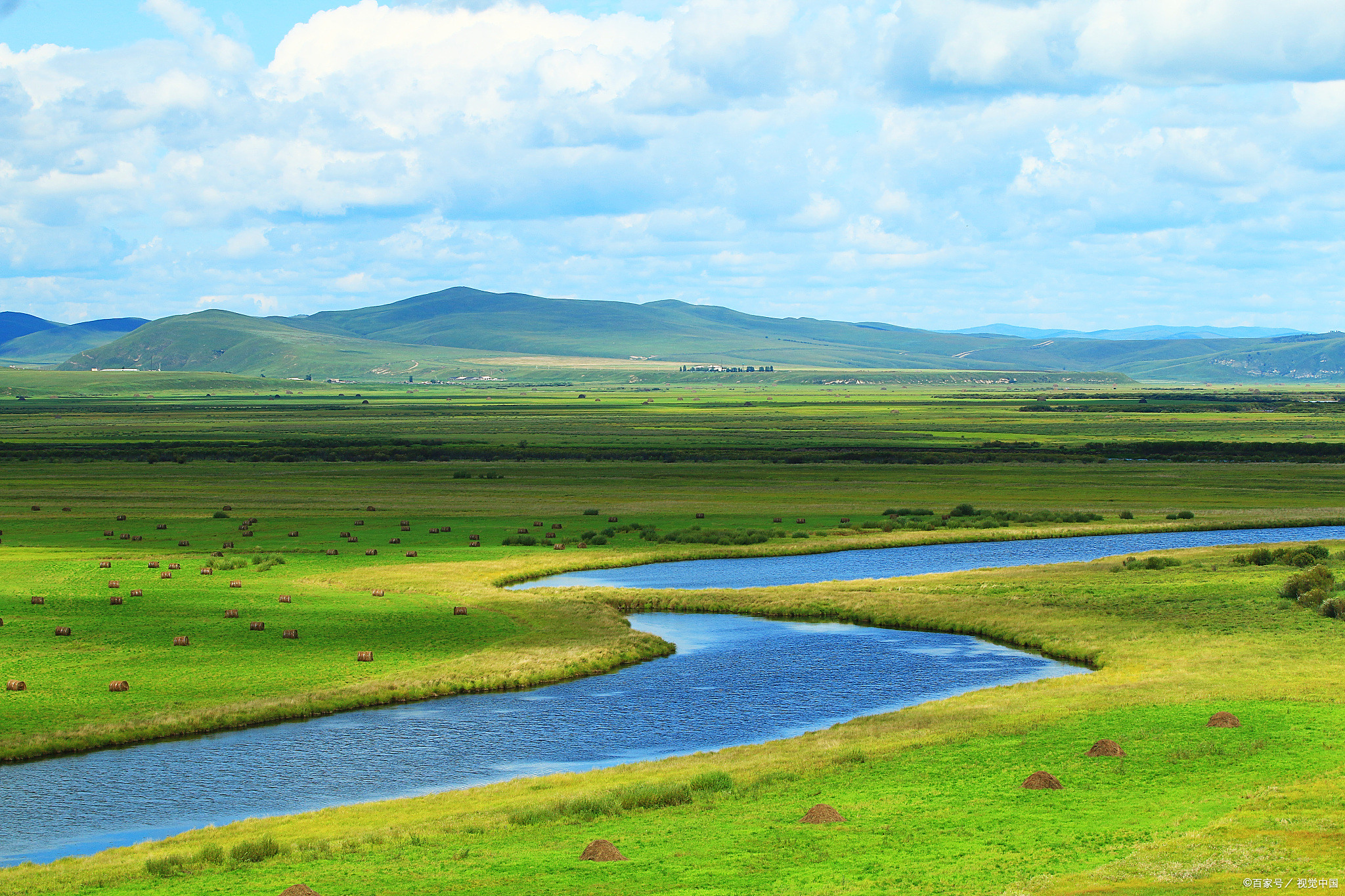以下是赤峰最佳的几个去处及详细攻略:  赤峰草原风景区: 景点:包括