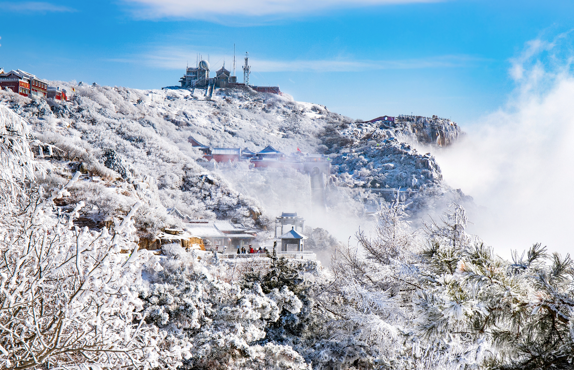 泰山雪景壁纸图片