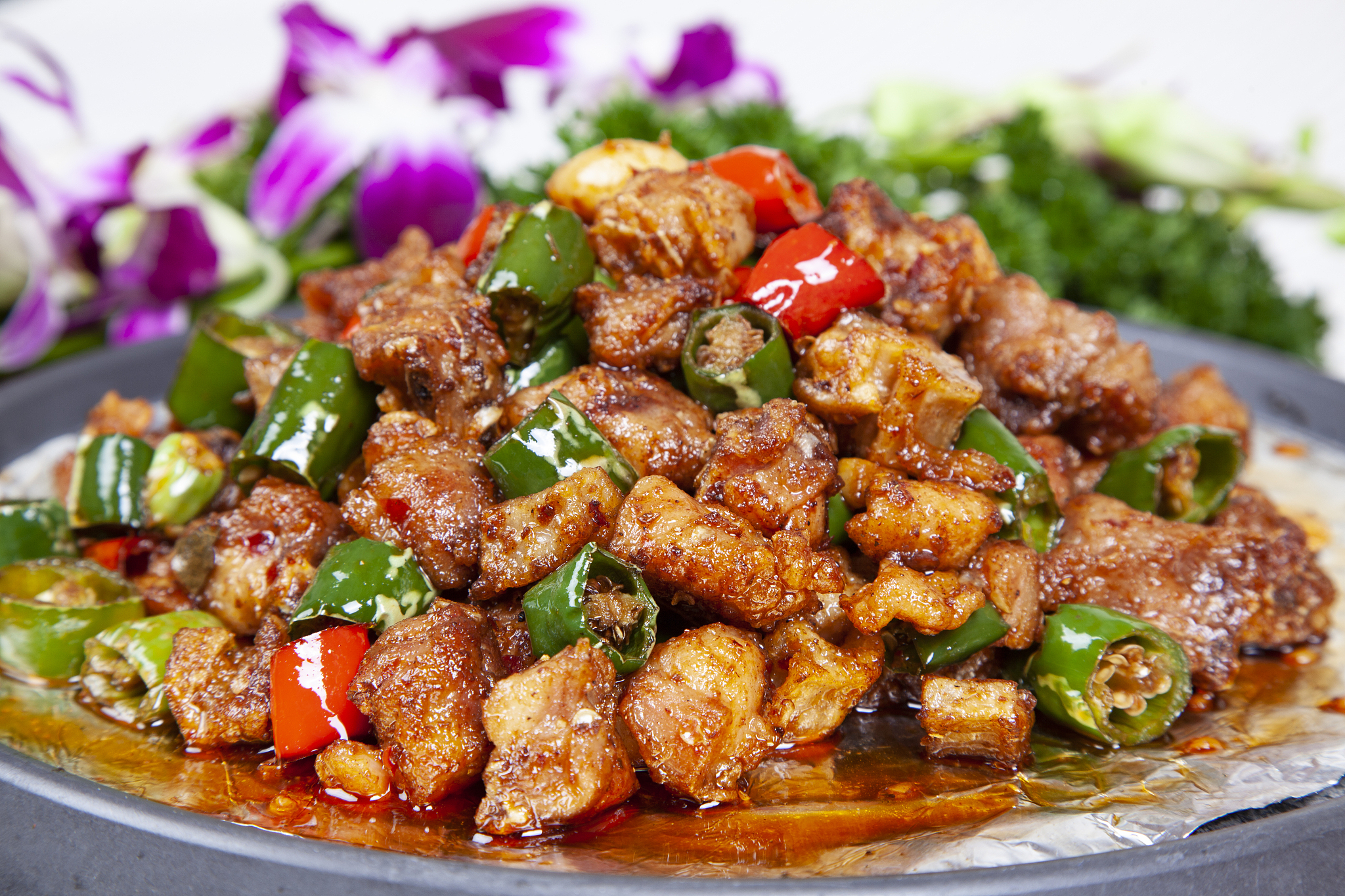 百度搜索引擎红烧兔肉视频=红烧兔肉怎么做好吃呢!窍门