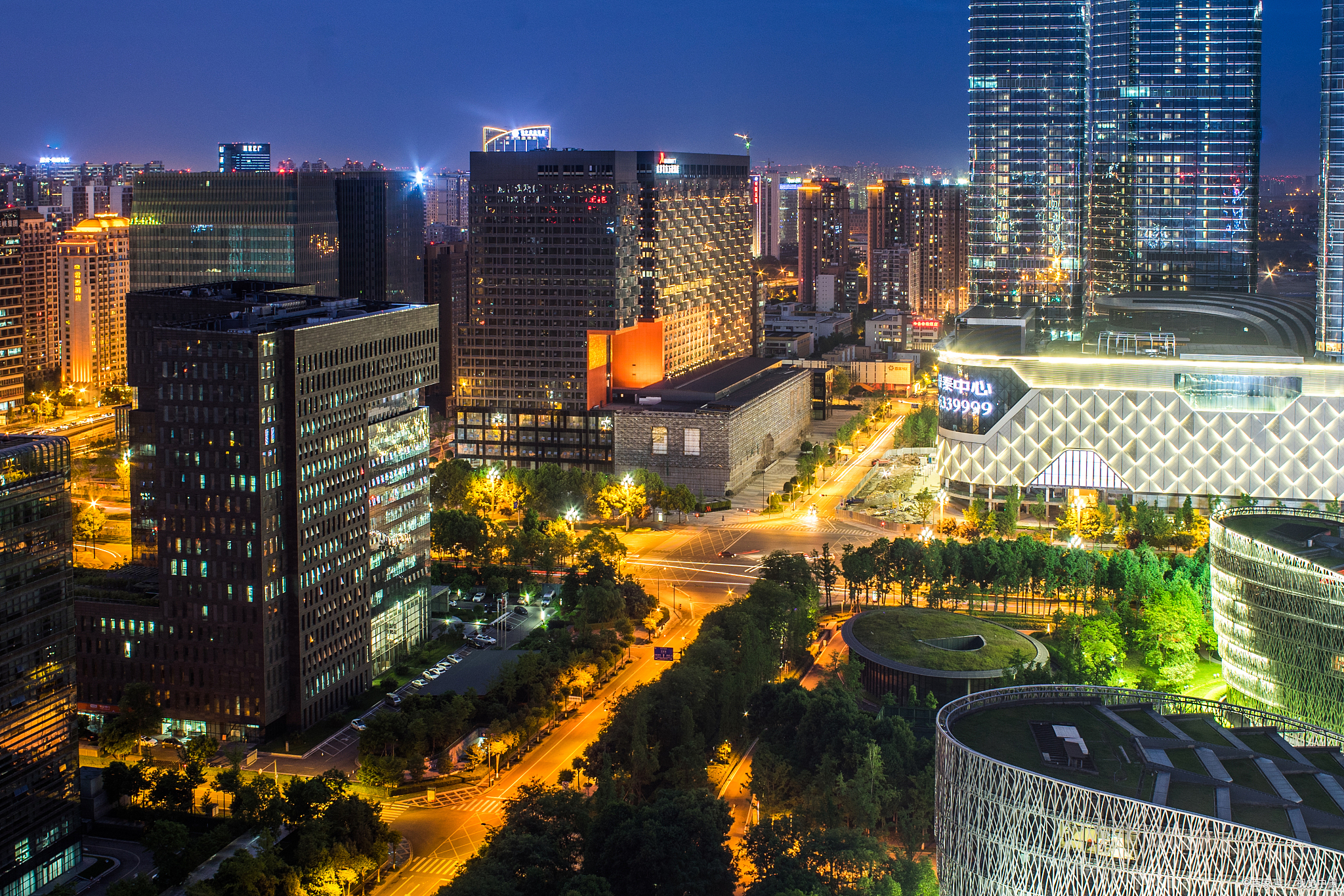 成都一级房建资质和二级房建资质的区别简析