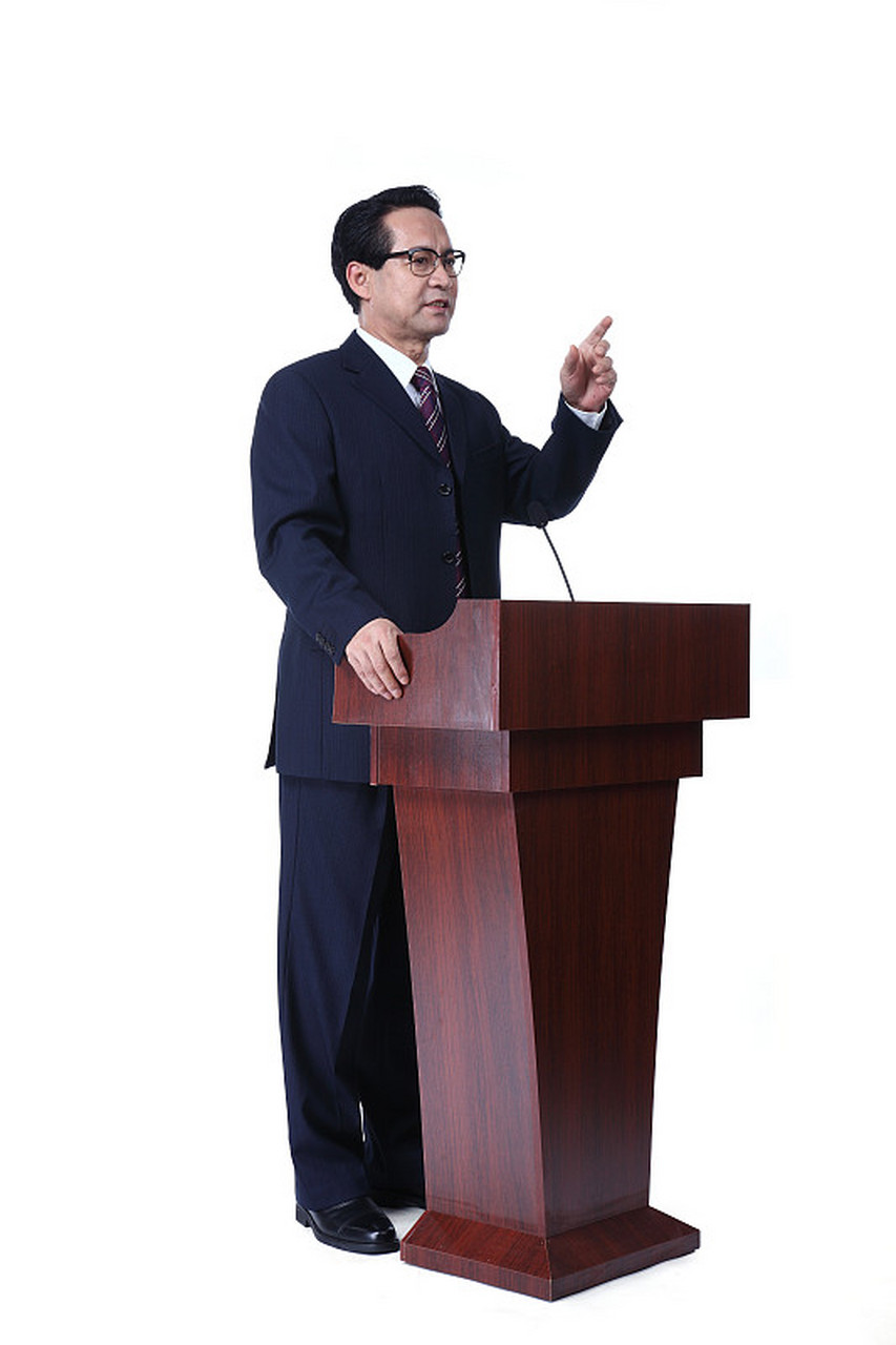 2月26日,中国政法大学72岁的教授杨帆被禁言.