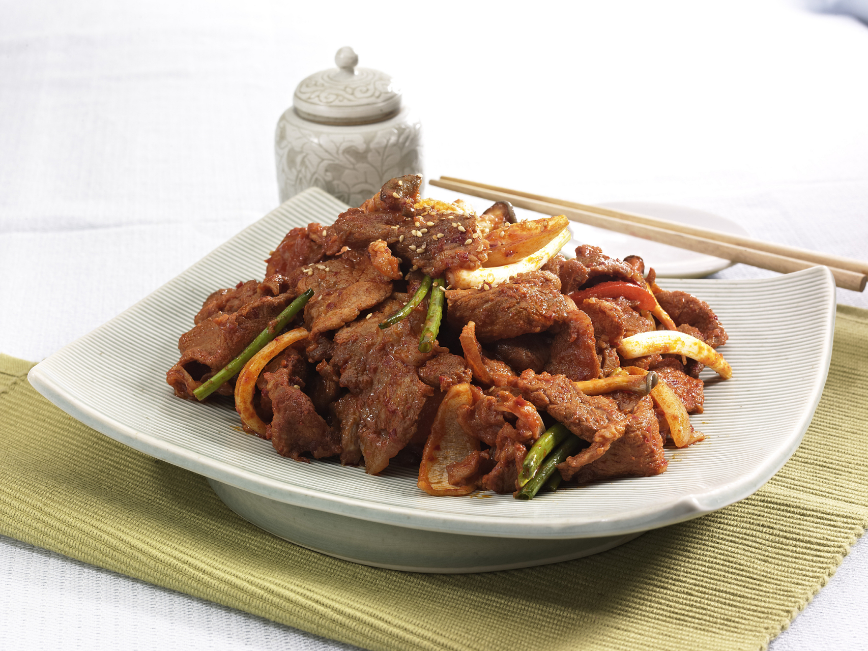 晒出上学时的你# 孜然羊肉,一道经典的新疆美食,羊肉嫩滑,孜然香气