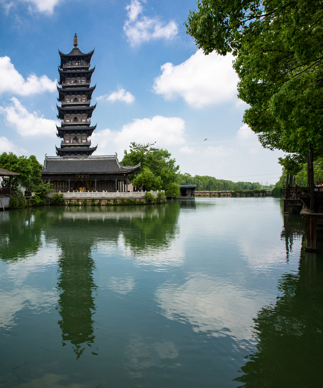 我期待着漫步在常州的老街巷,感受那份古朴与宁静.