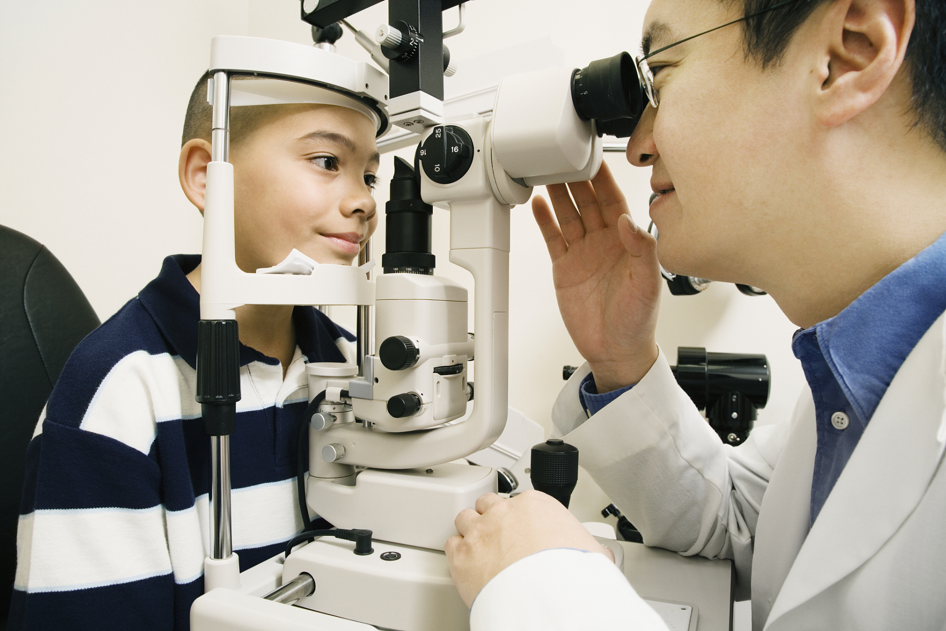 眼视光医学专业是一门涉及眼睛健康和视觉质量的综合性医学专业.