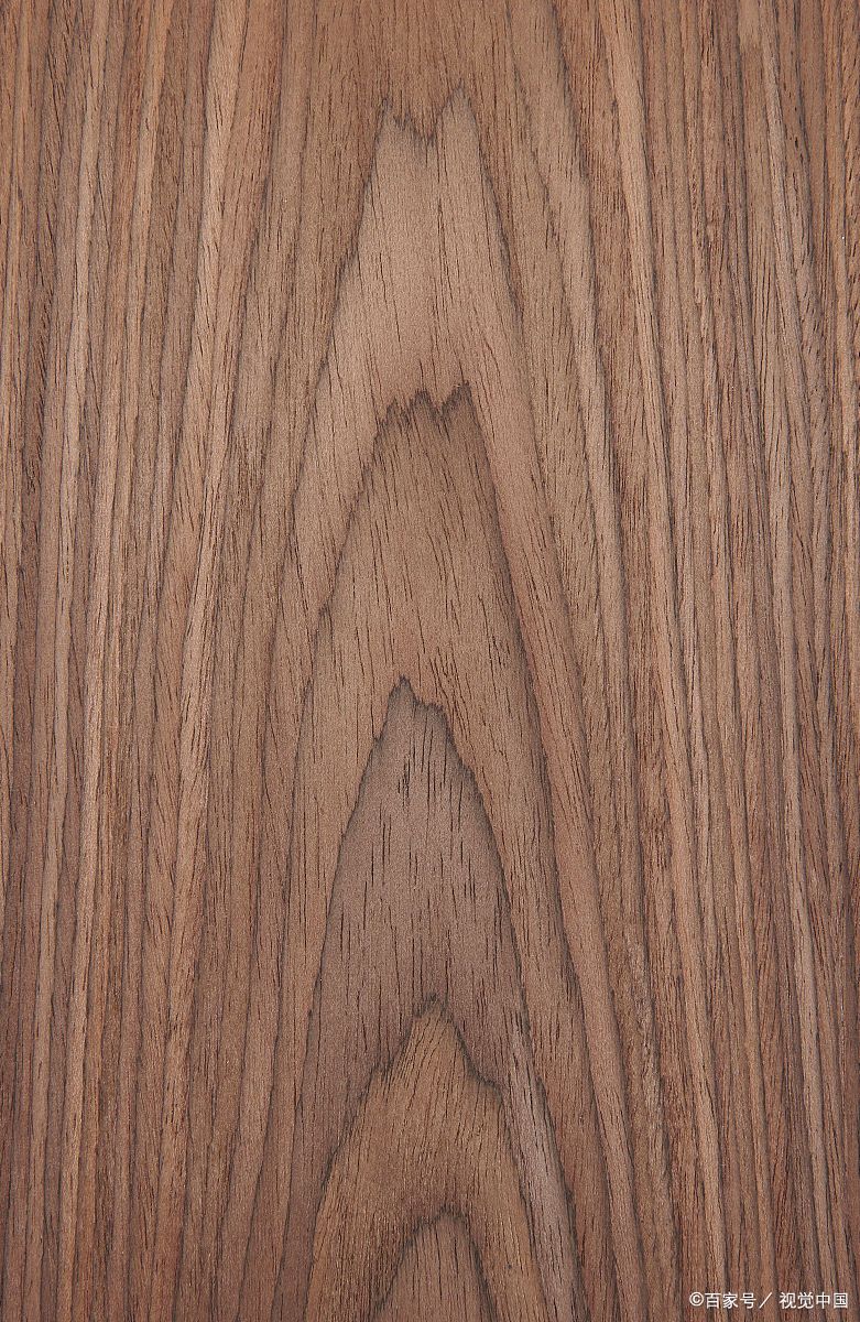 胡桃木是一种优质的木材,通常来自胡桃科胡桃属的树木.