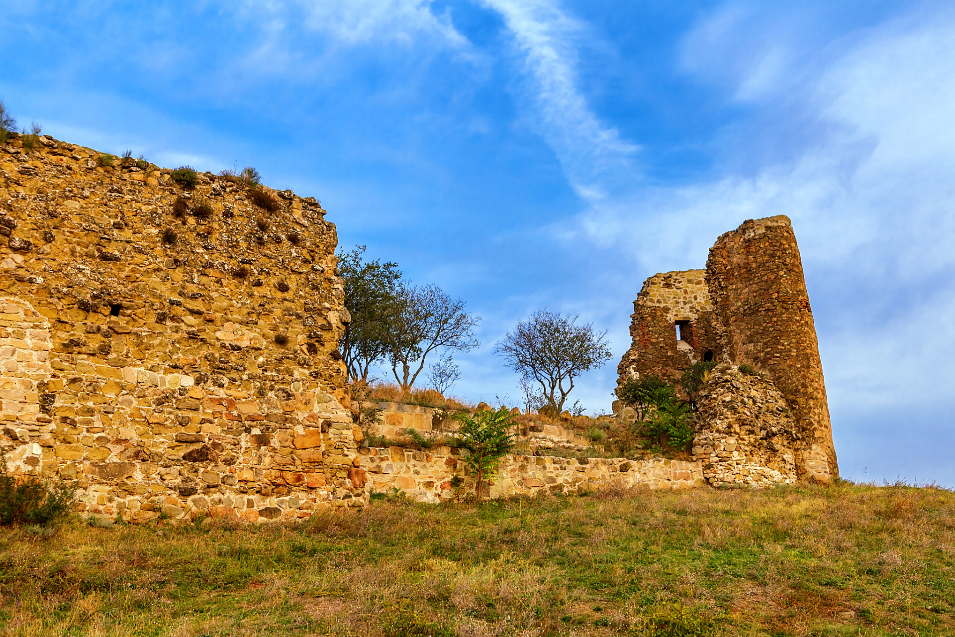 热搜#南京石头城遗迹位于江苏省清凉山西麓,是中国重要的历史文化遗址
