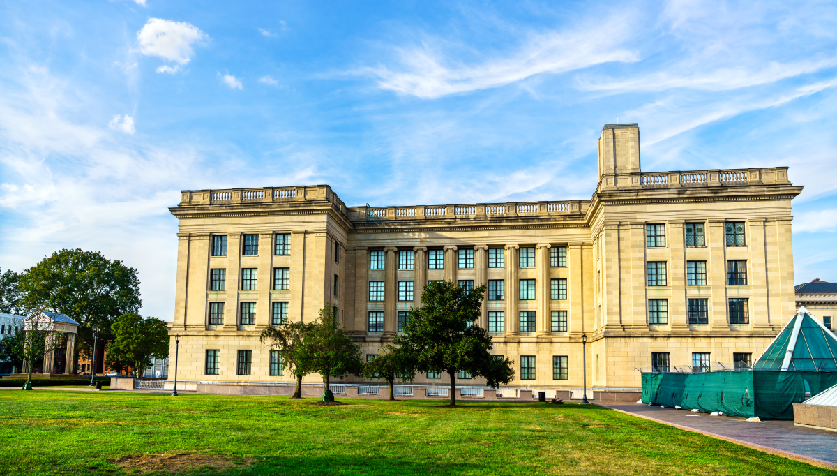 新闻报道中看到"根据美国约翰斯·霍普金斯大学统计的信息"之类的消息