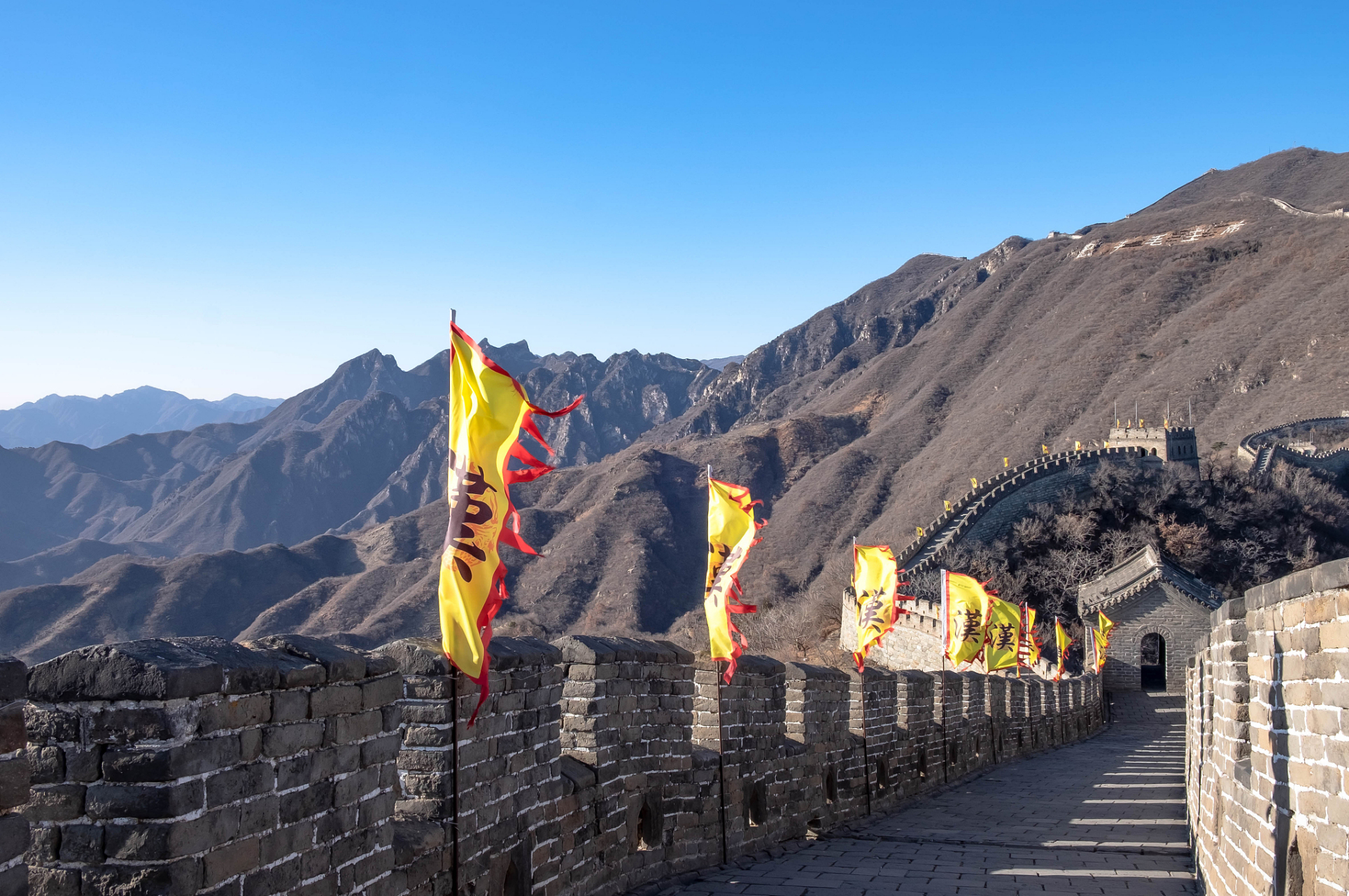 天津风景名胜区包括盘山风景名胜区,黄崖关长城,独乐寺行宫,古文化街