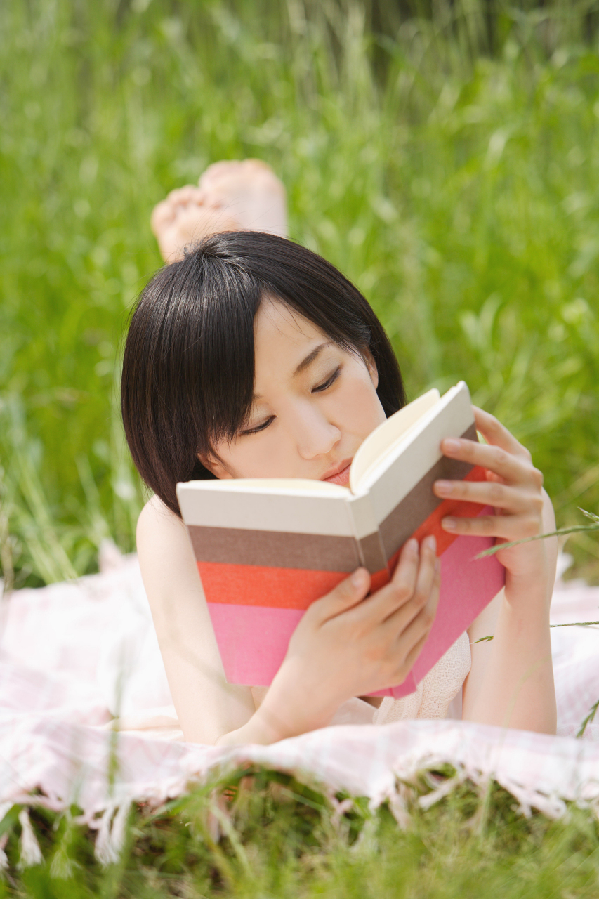 也要闻窗外事,也要读圣贤书