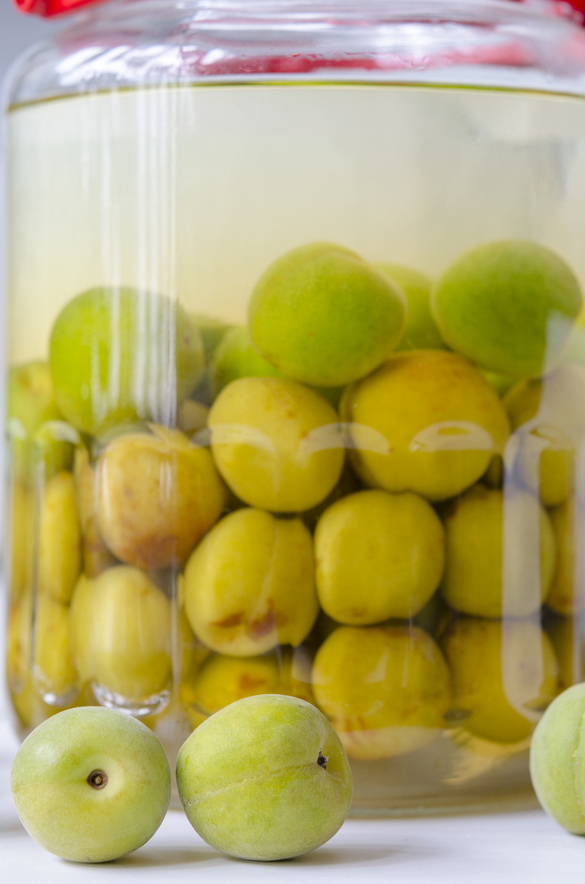 尝鲜冰糖腌青梅,简易操作享受醇香滋味!30天静待时光酝酿果味甘甜.