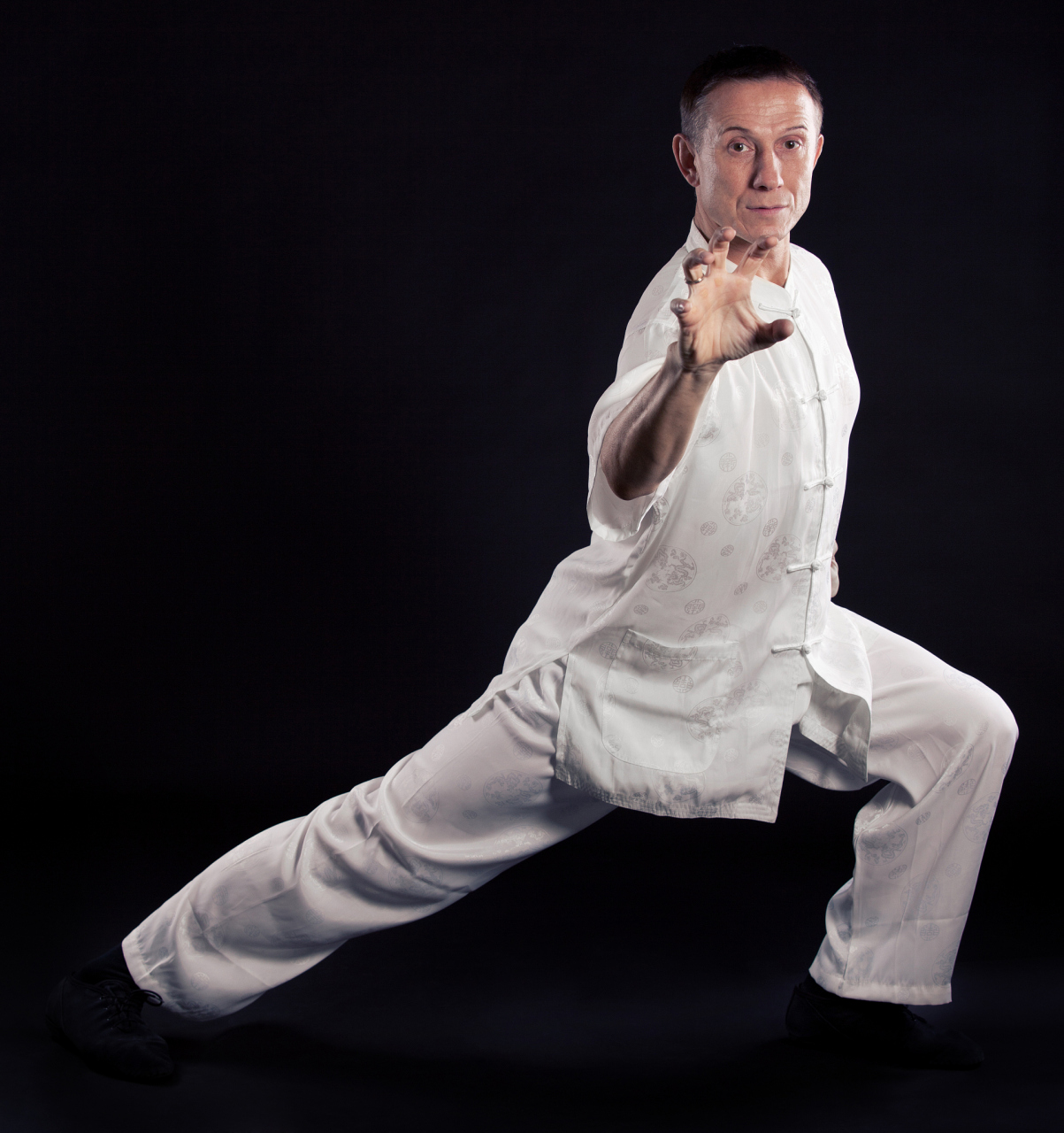 我的父亲今年58岁,平时身体很好,会