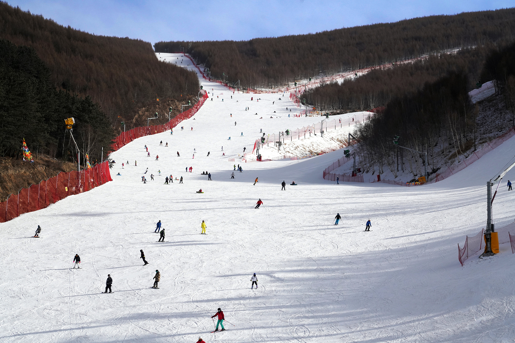 高阳山温泉滑雪场图片