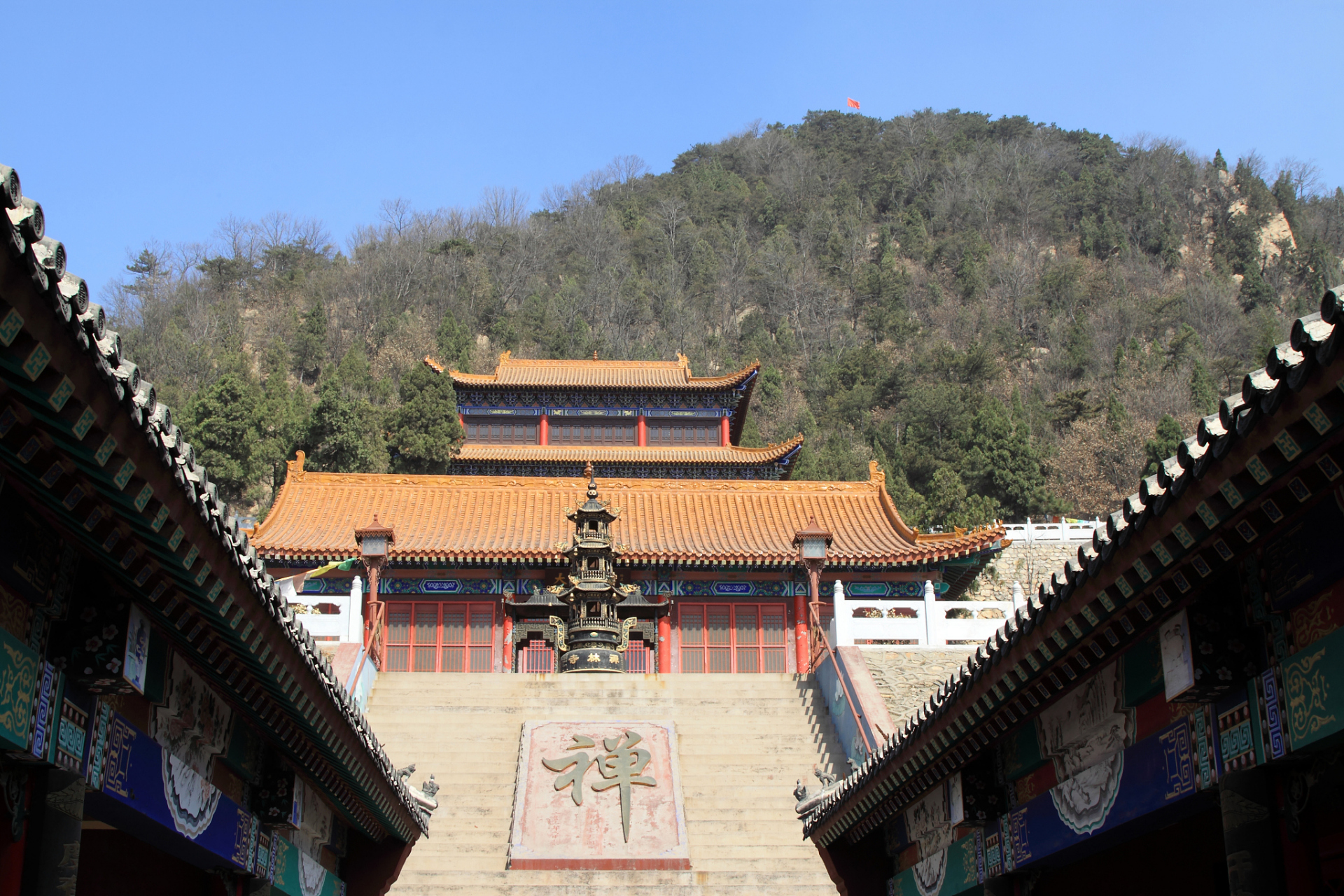 山西長治旅遊必去十大景點,包括襄垣城隍廟,慄氏家廟,常隆觀音閣等.