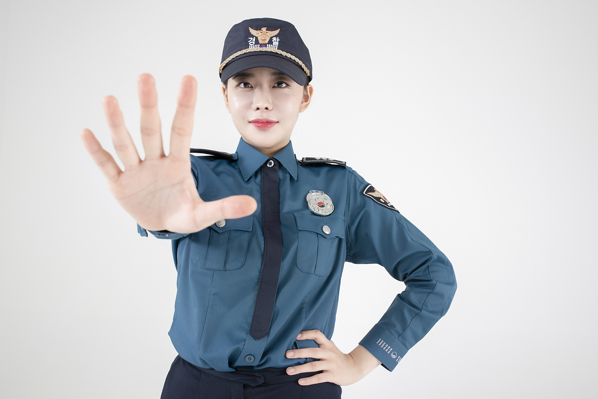 数字化技术为保安行业带来翻天覆地的变化,信息收集处理更高效,工作