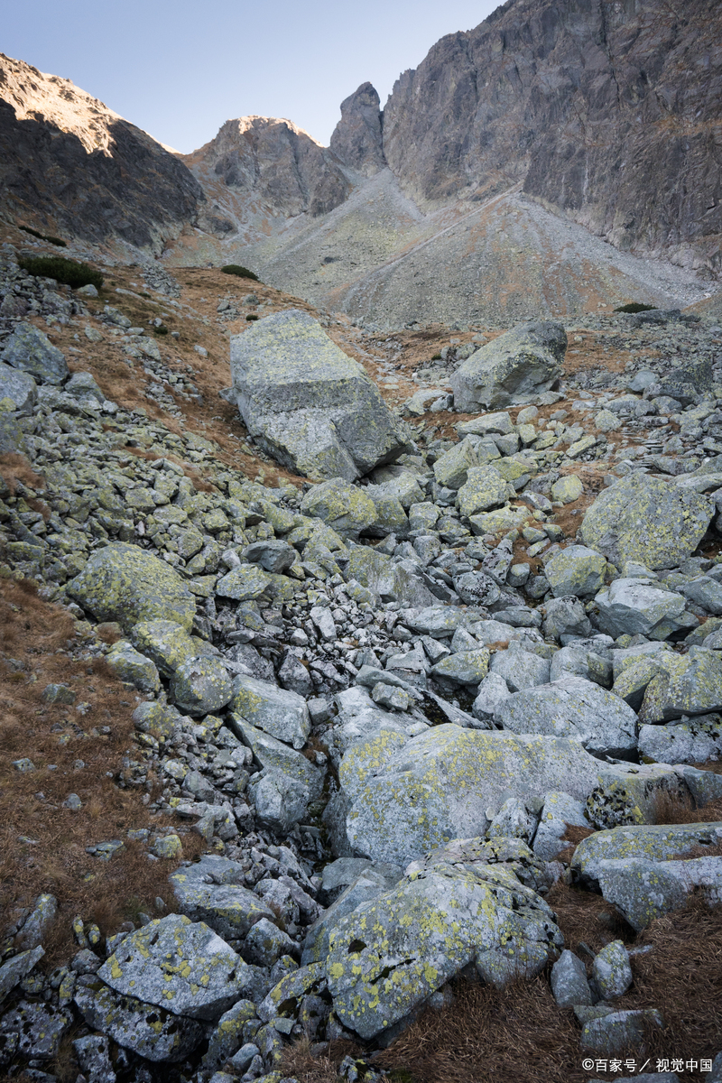 作战地物类型点状地物图片天山干沟石血泪斑斑土地的图片石头资源枯竭