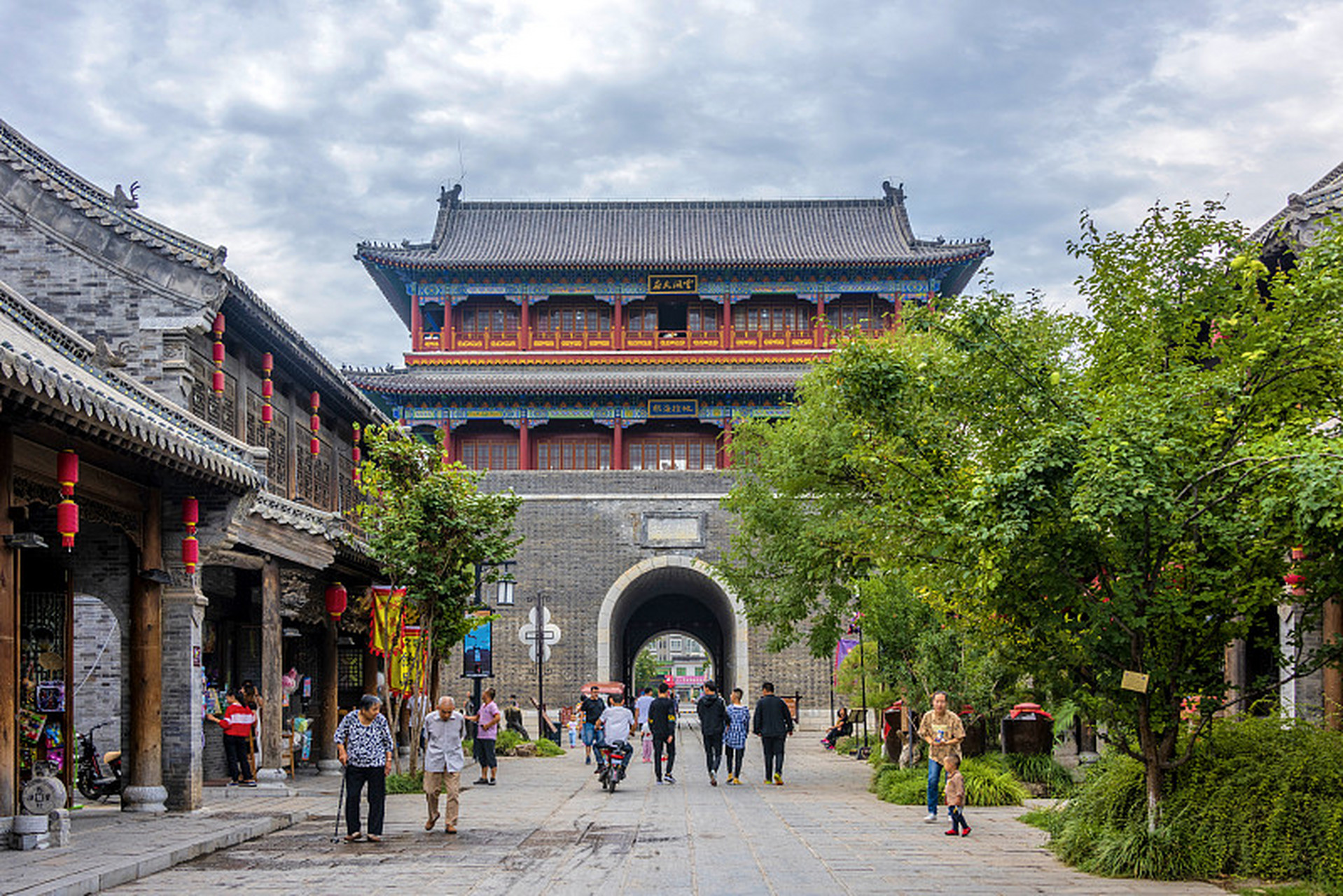 青州古城,位于山东省,是一个历史悠久的城市.