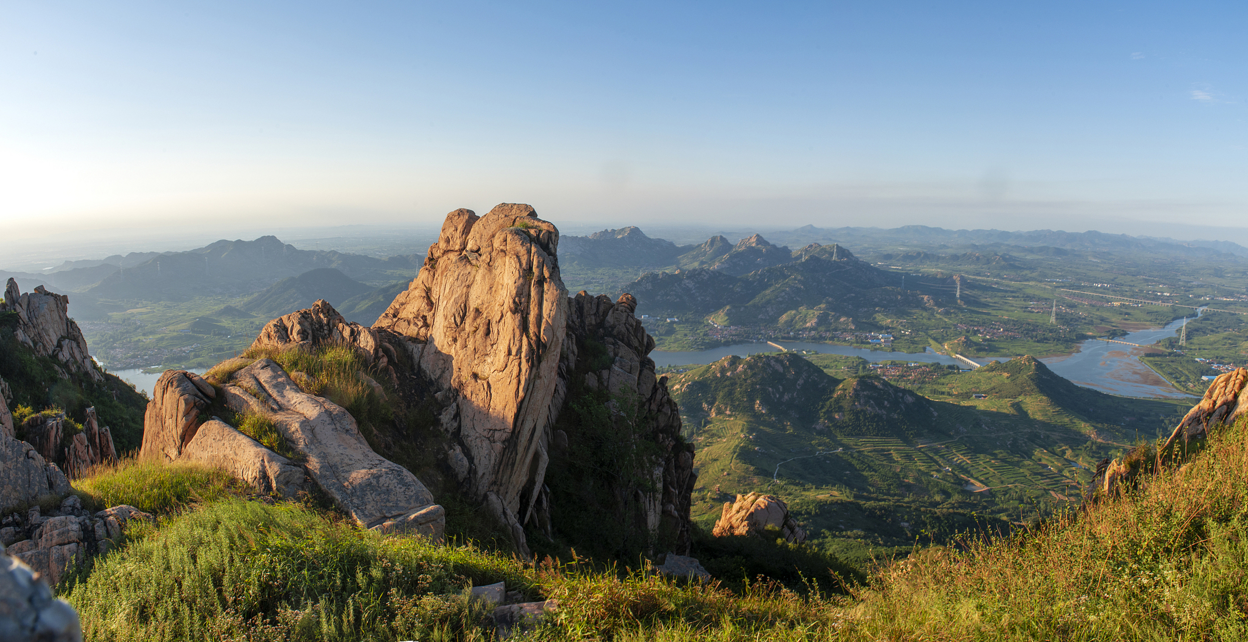 今天进爱说美食要给大家介绍一个超美的旅游目的地——沂蒙山9015