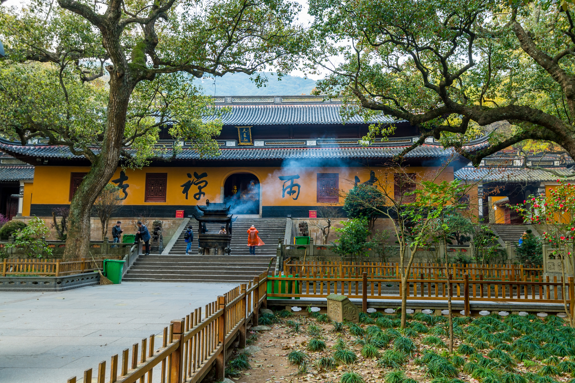 江夏文化品牌形象共创计划# 江夏灵泉寺的风景非常秀丽,寺庙建筑群