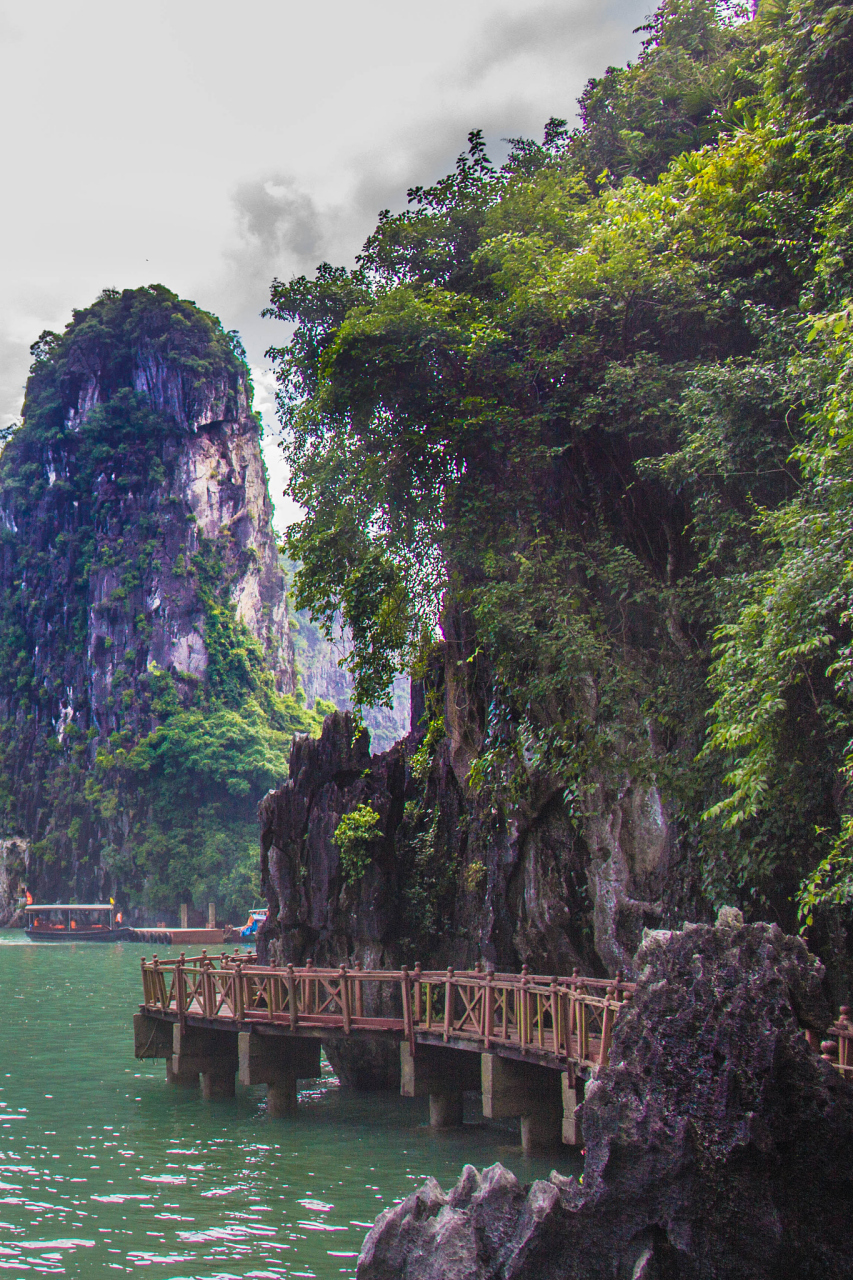 跨年创作挑战赛# 旅游科普:探寻宜州的旅游景点  宜州,位于中国广西