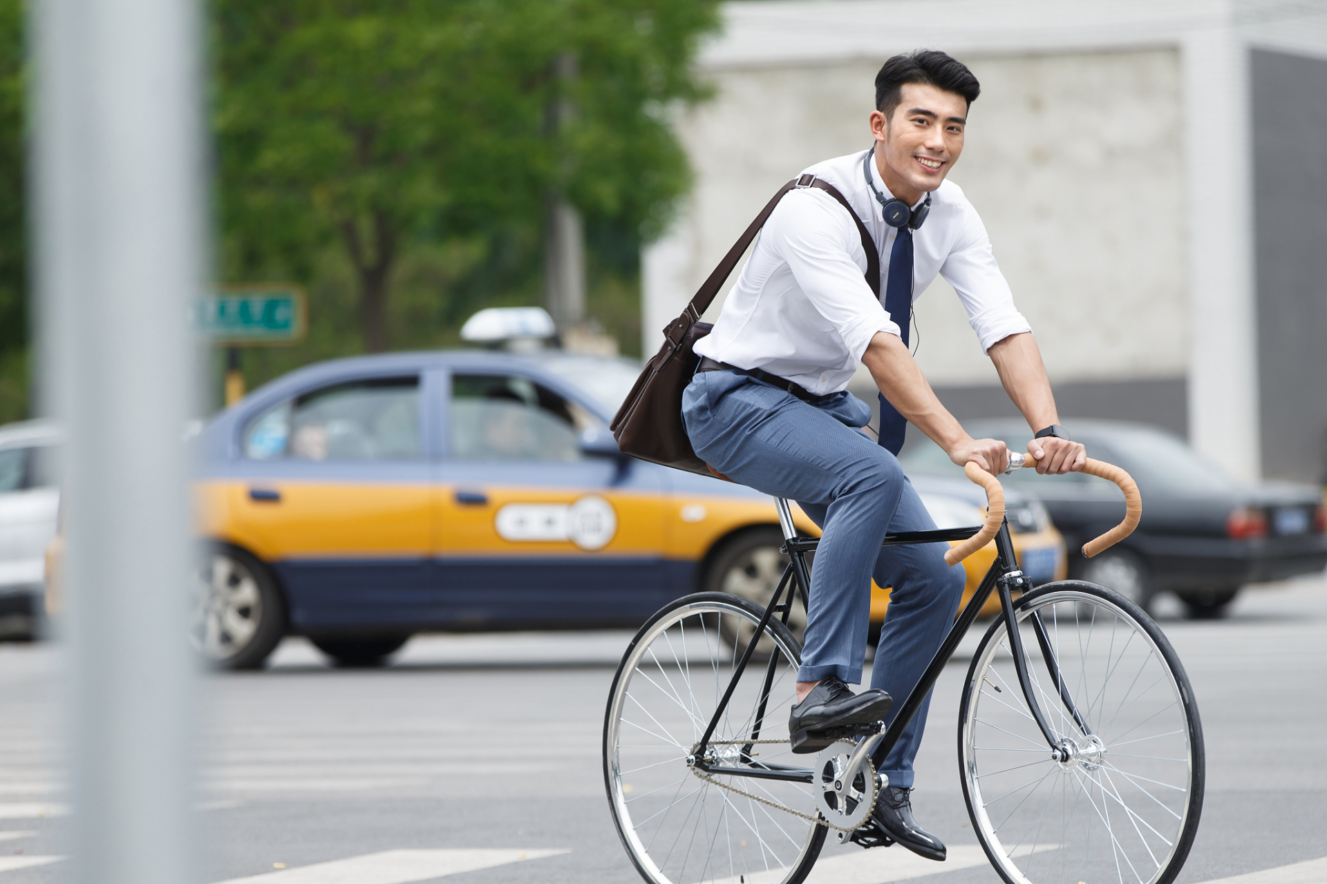 怎么这两天很多人都来问我,长时间骑车会不会影响生育?