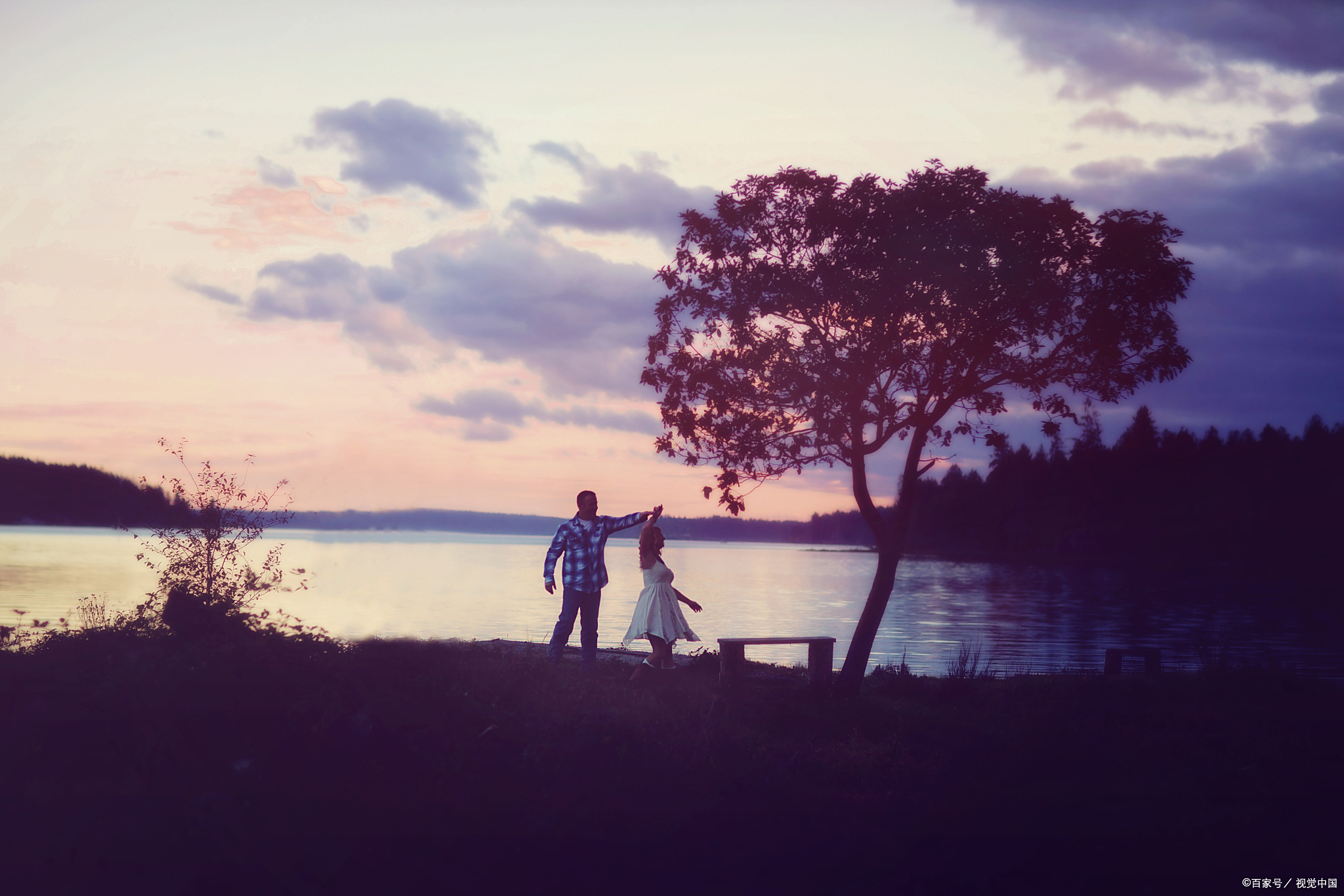 如何判断爱人是否已动情:深入了解爱情的迹象