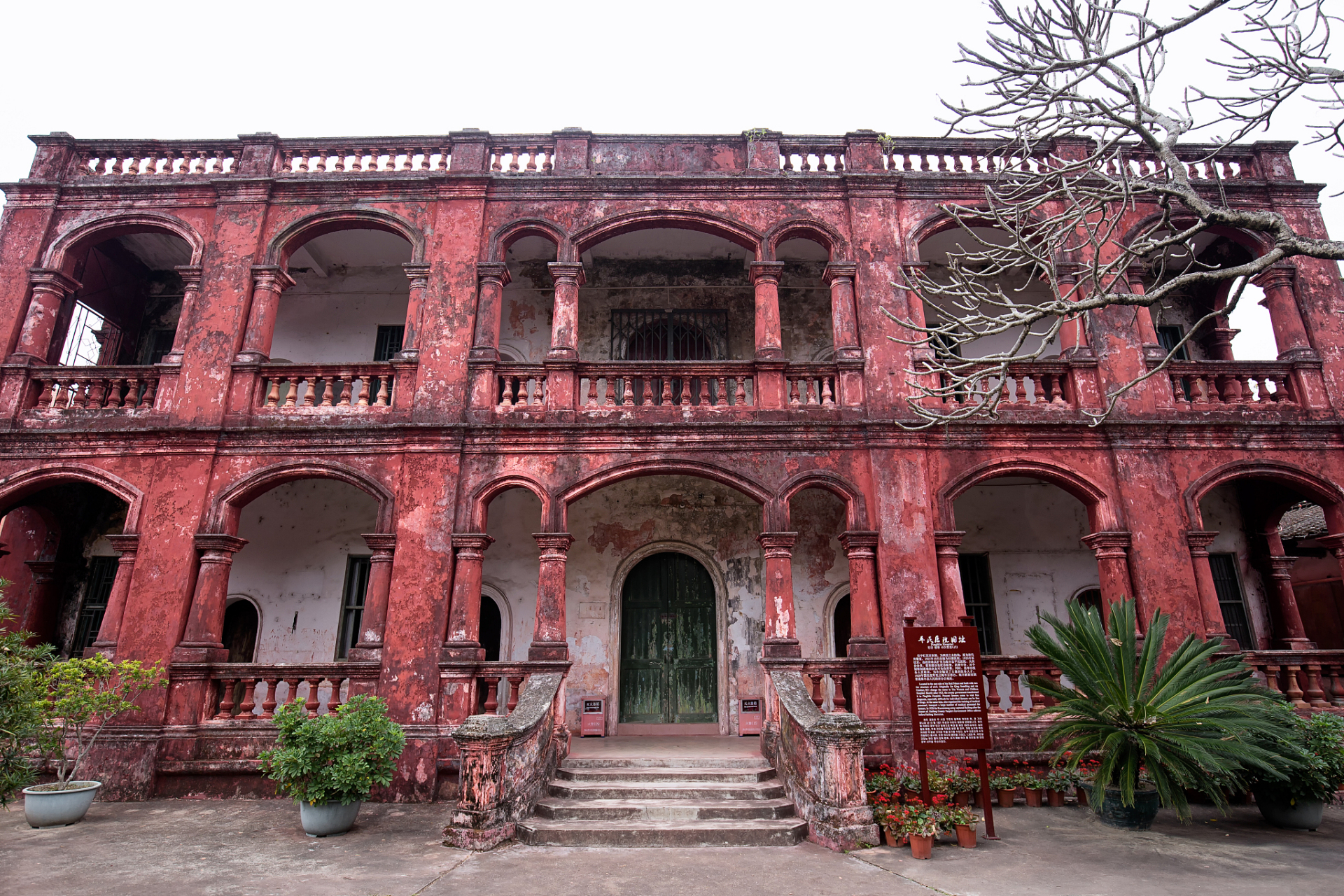 98 对红宫红场旧址的向往,源于对历史的敬畏与好奇.