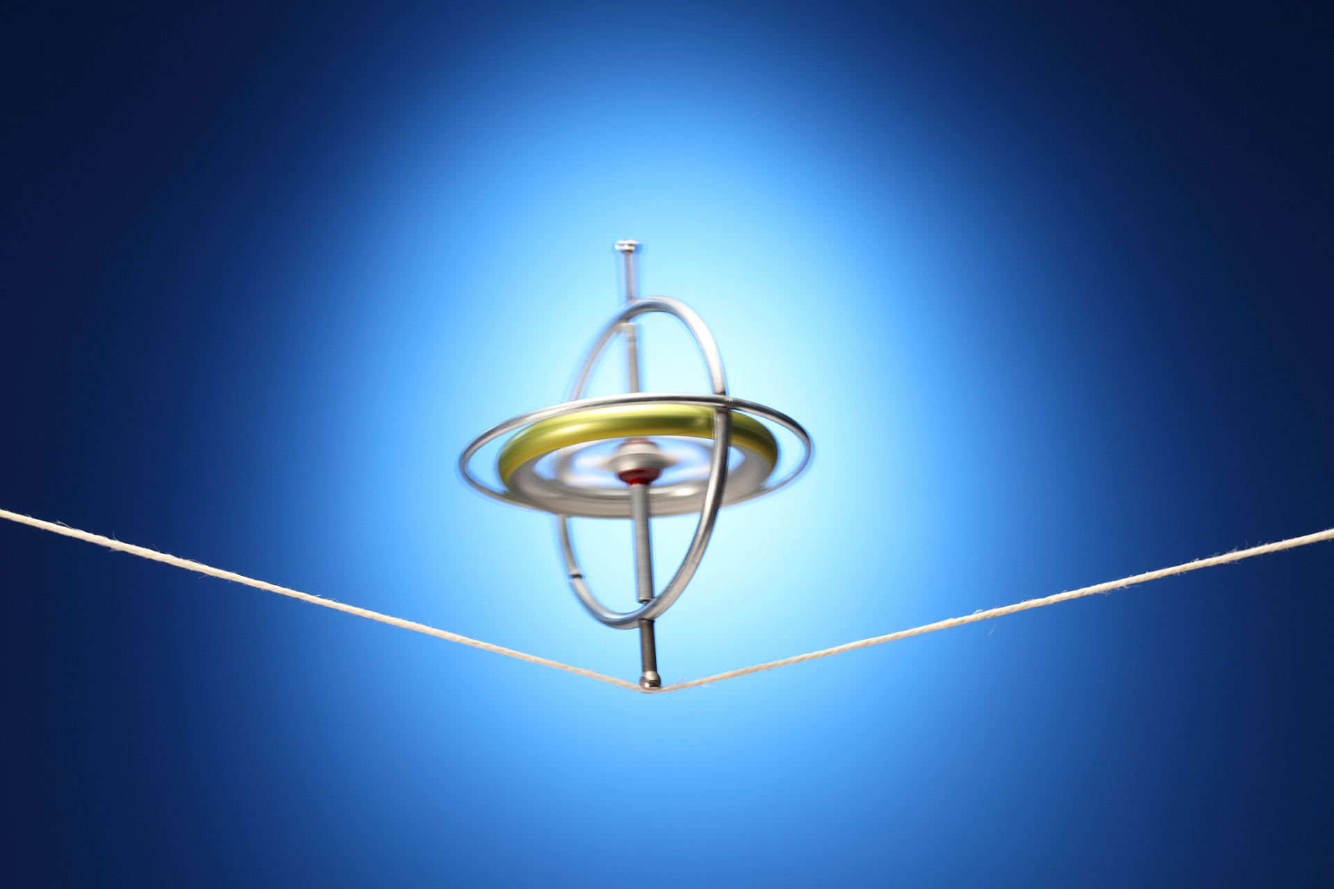 无人机陀螺仪是一种测量无人机姿态角的传感器.