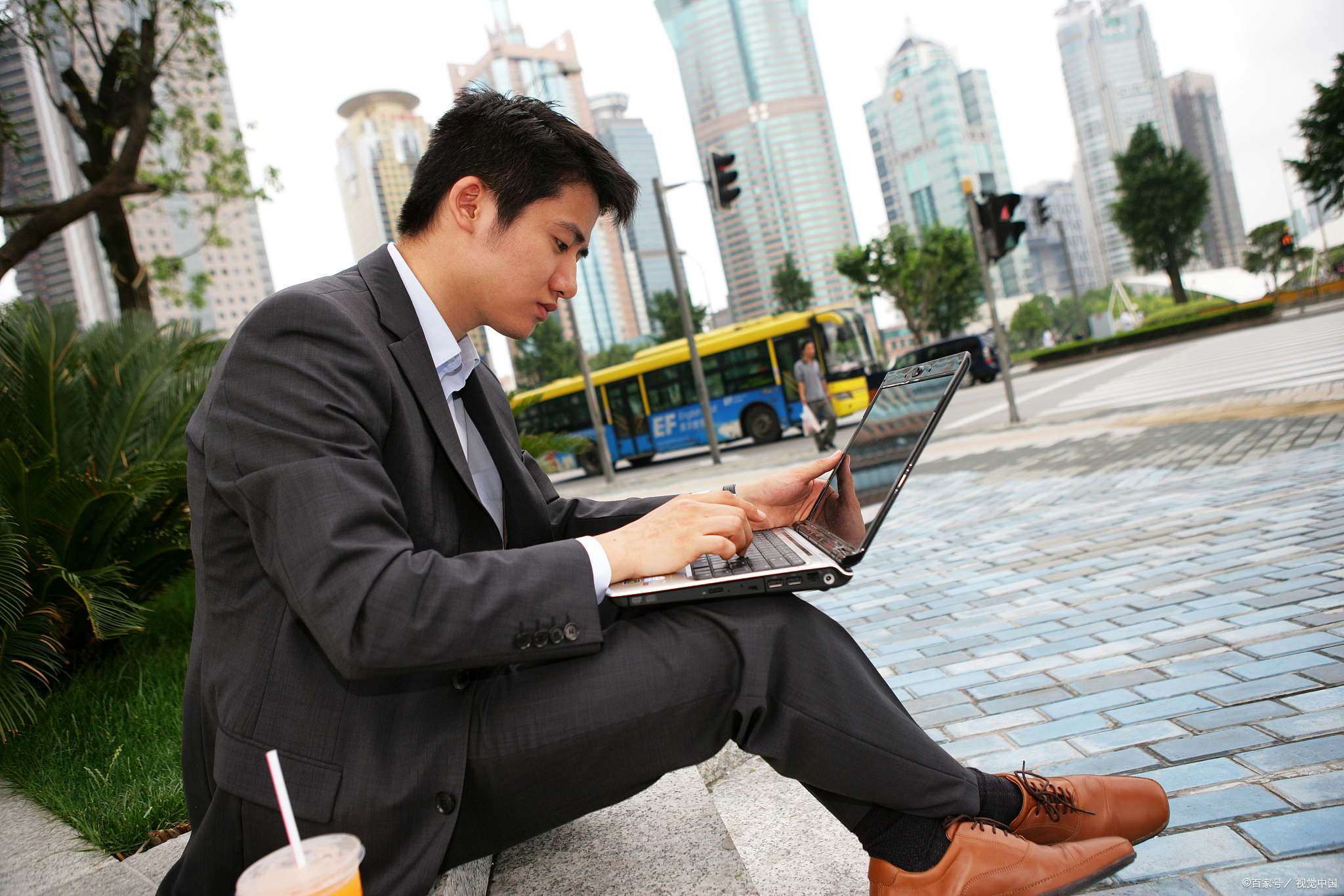 男人找工作, 30岁以后, 上夜班的不要干, 也不要找12小时上班时间的