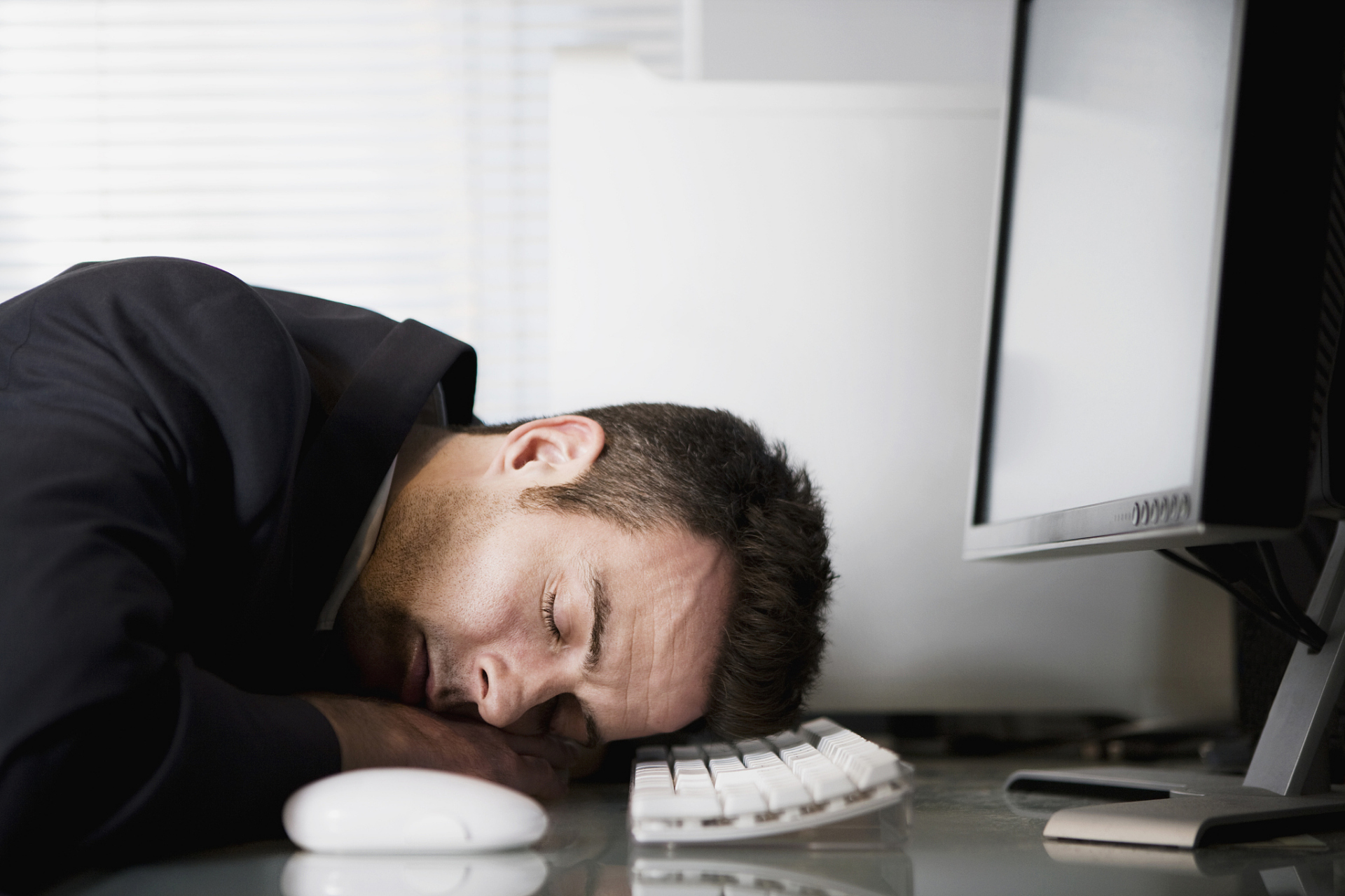 男人身体透支了,需要知道的8个表现,这些表现你真的有吗?