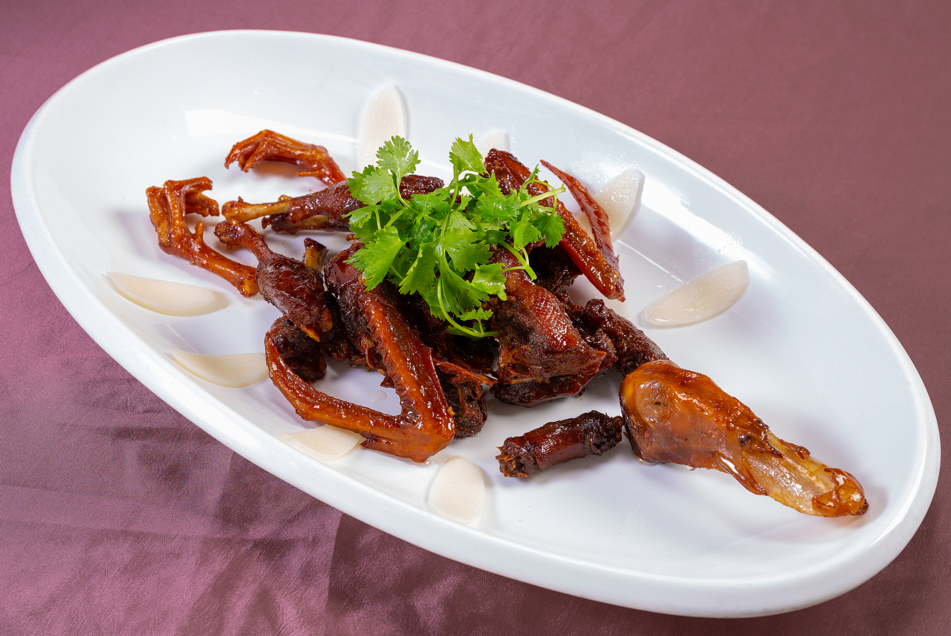 本地mcn挑战赛# 长沙美食麻仁香酥鸭,麻仁香酥鸭,这道源自长沙的檬吵