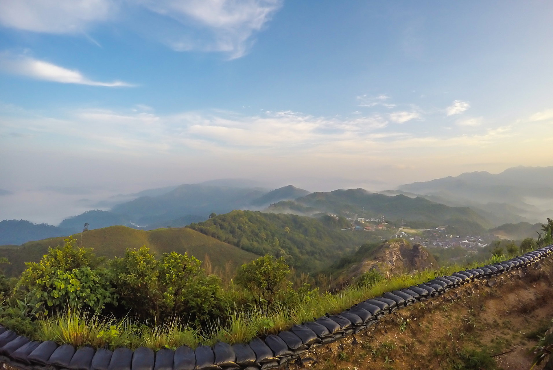 抚州仙盖山#抚州仙盖山的历史由来有多种说法,其中一种是与仙盖寺有