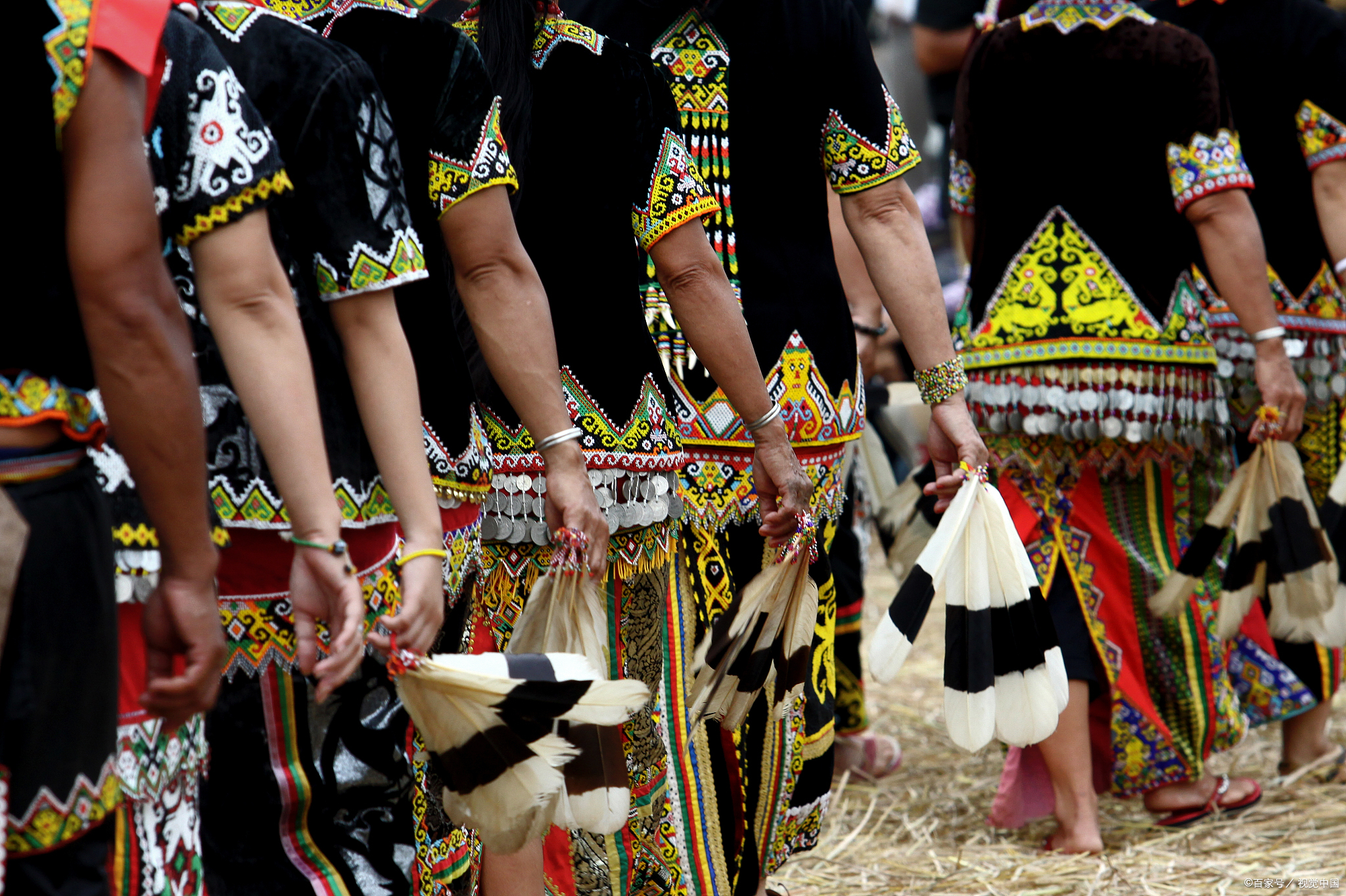 高山族是56个民族之一吗?