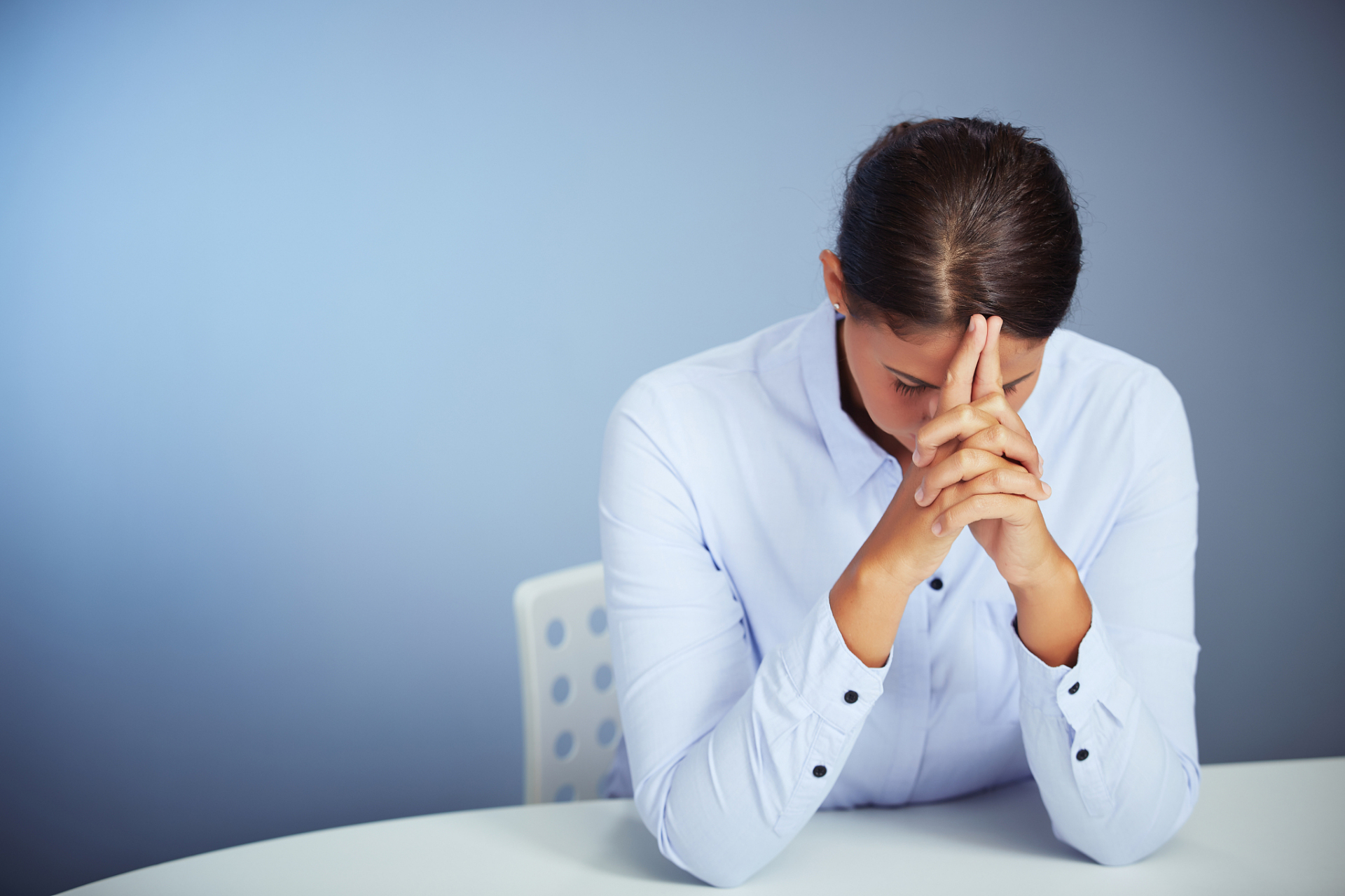 在大学生活中,焦虑常常如影随形,给我们的心灵蒙上