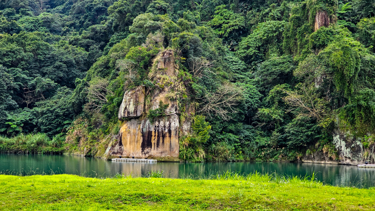 江门白水带风景区,于五一之黄金周,实乃旅游之圣地.