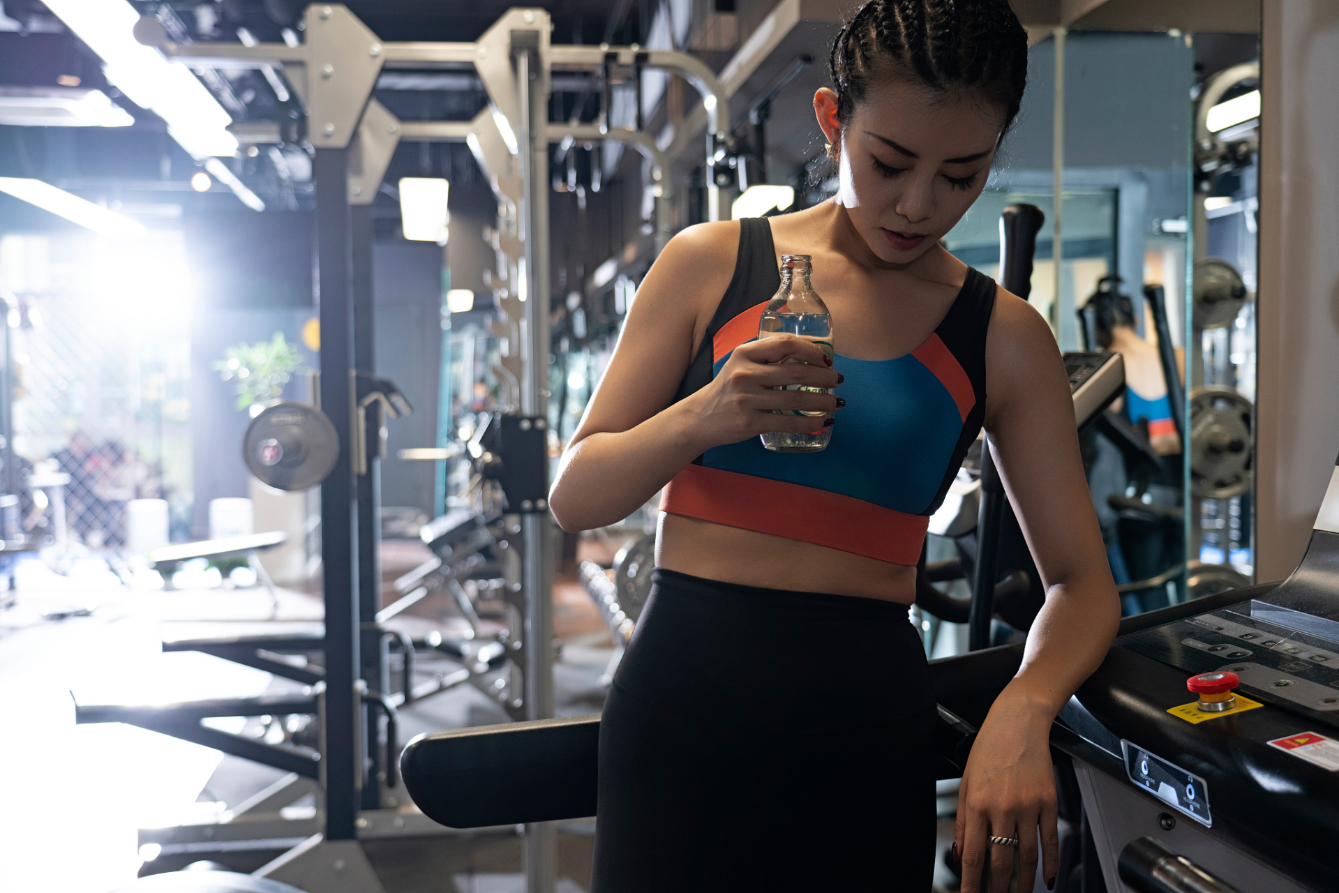 今天,我收到了一个朋友的消息,他告诉我他开始去健身房了,为了增强心