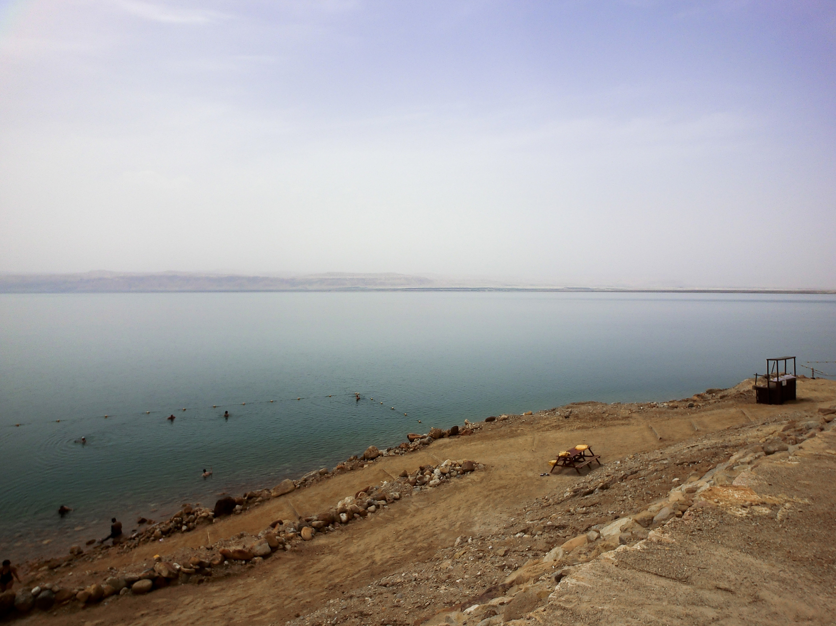 嬉行记# 敦煌党河水库,作为一座迷人而古老的水利工程,承载着丰富的