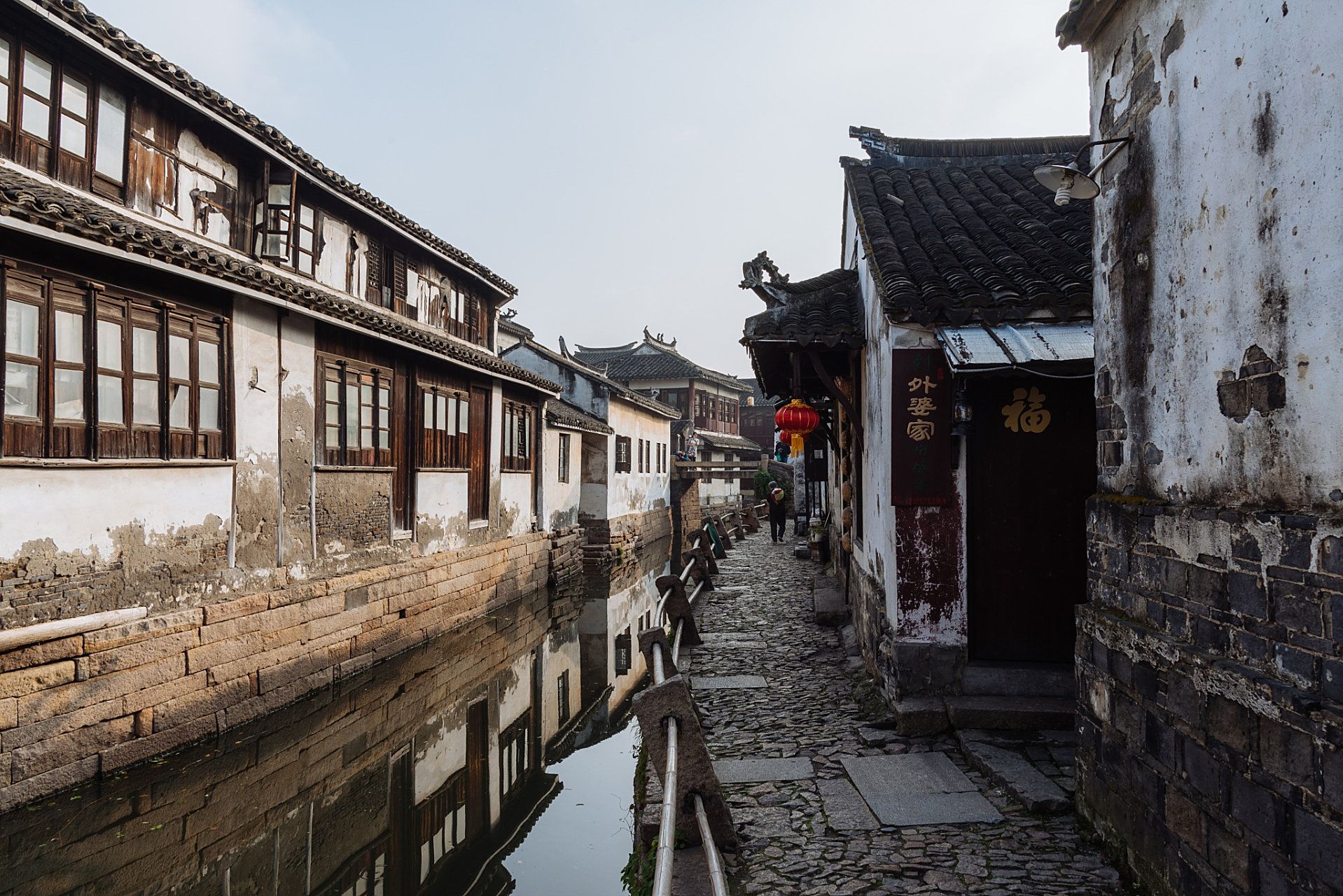 周铁古镇,一座拥有2700多年历史的古城,犹如一颗璀璨的明珠,镶嵌在