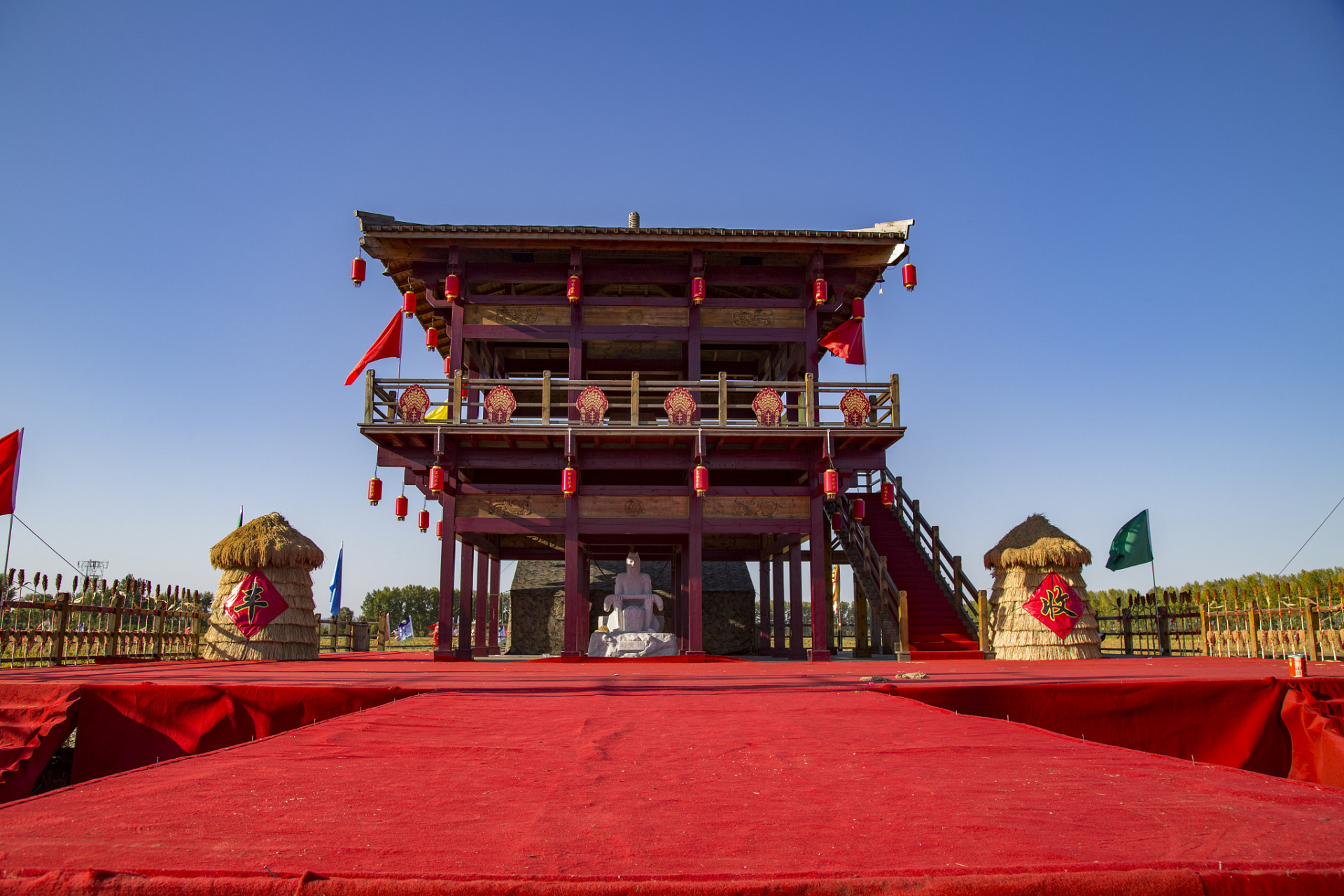 心定西再出发#定西陇西古莱坞景区位于甘肃省定西市陇西县,是一处集