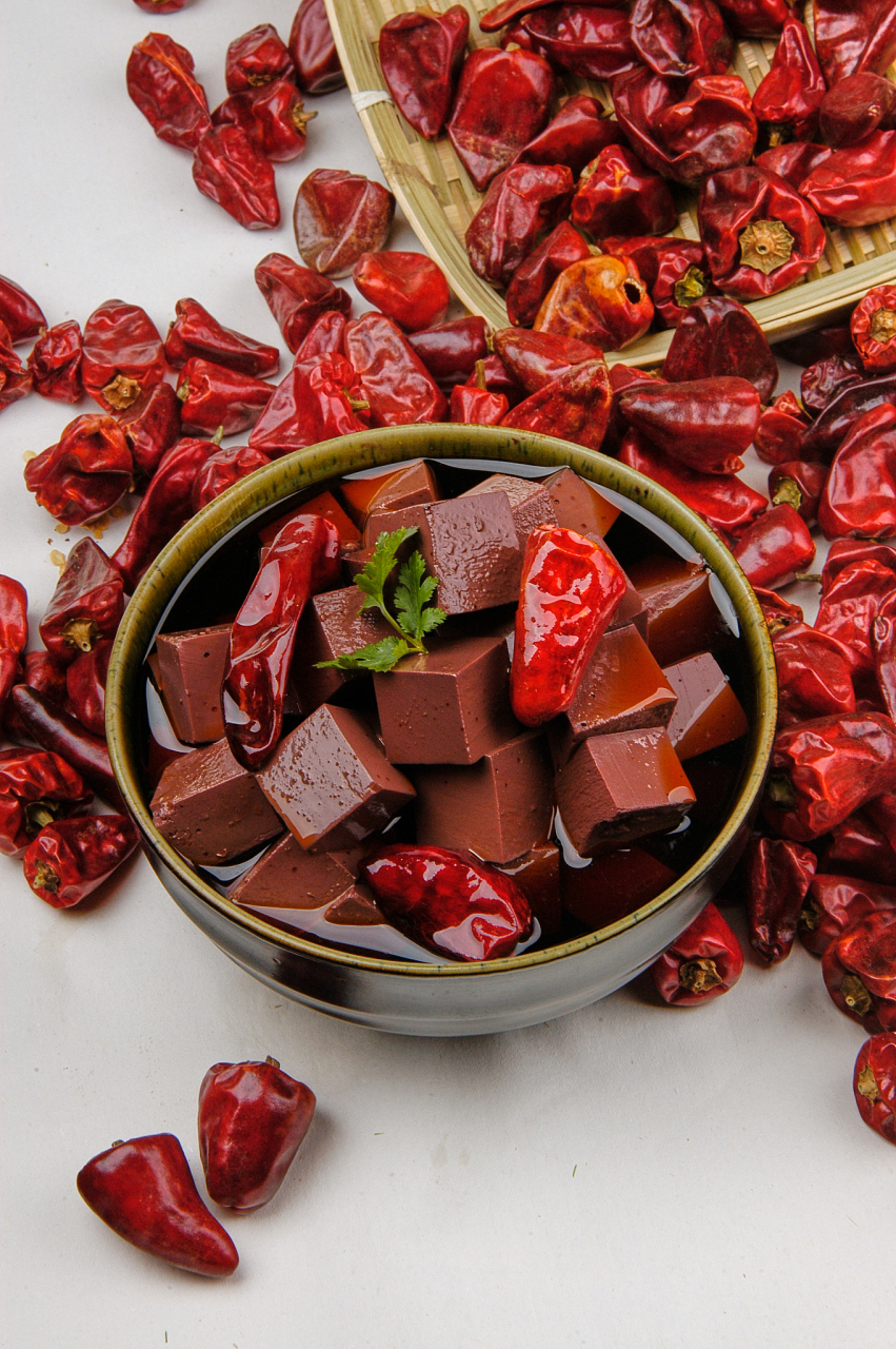 不论是主食还是配菜都堪称完美选择![原文:蒸血豆腐的制作方法和配料]